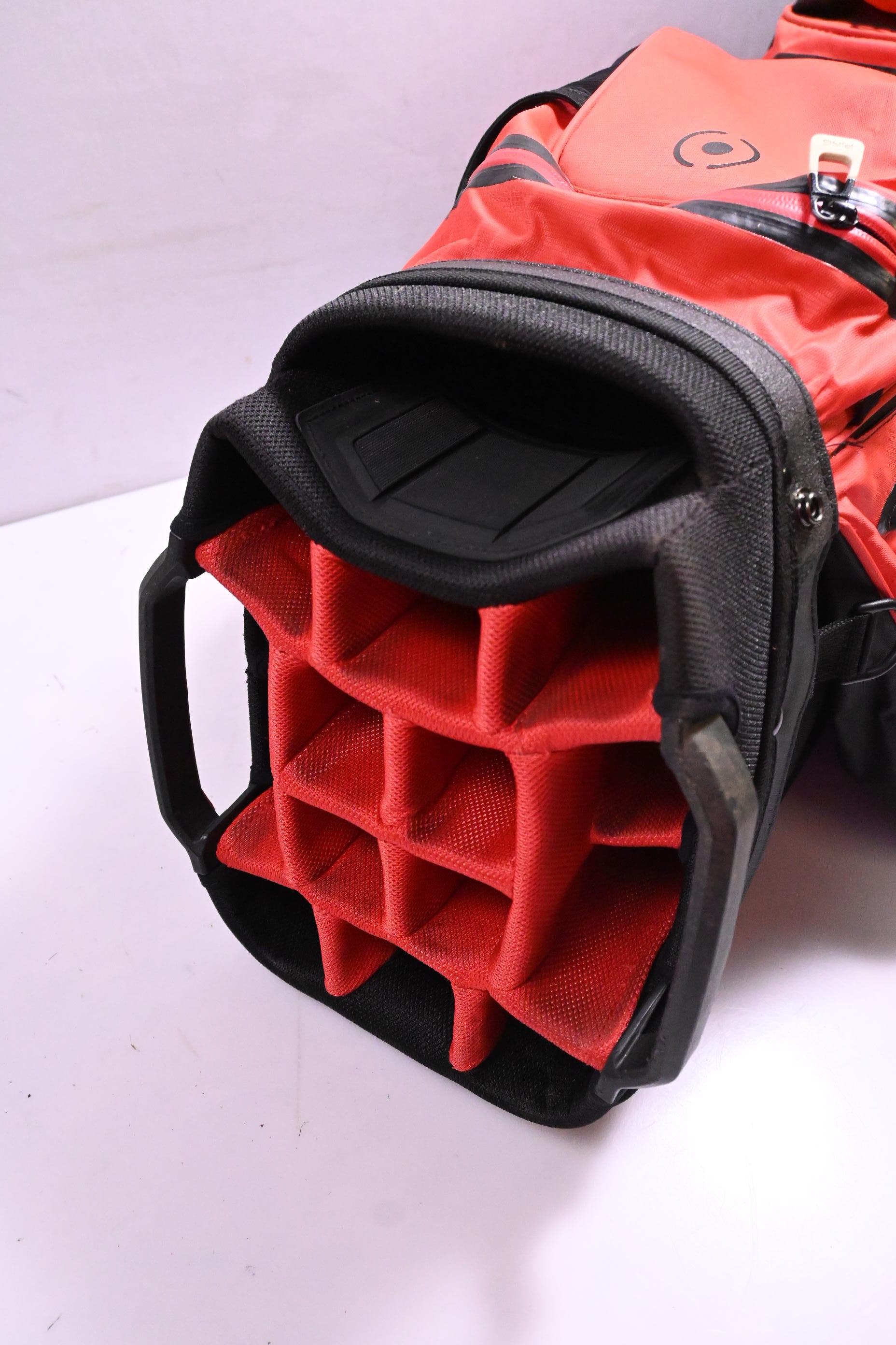 Ping Pioneer Monsoon Cart Bag / 15-Way Divider / Red, Black