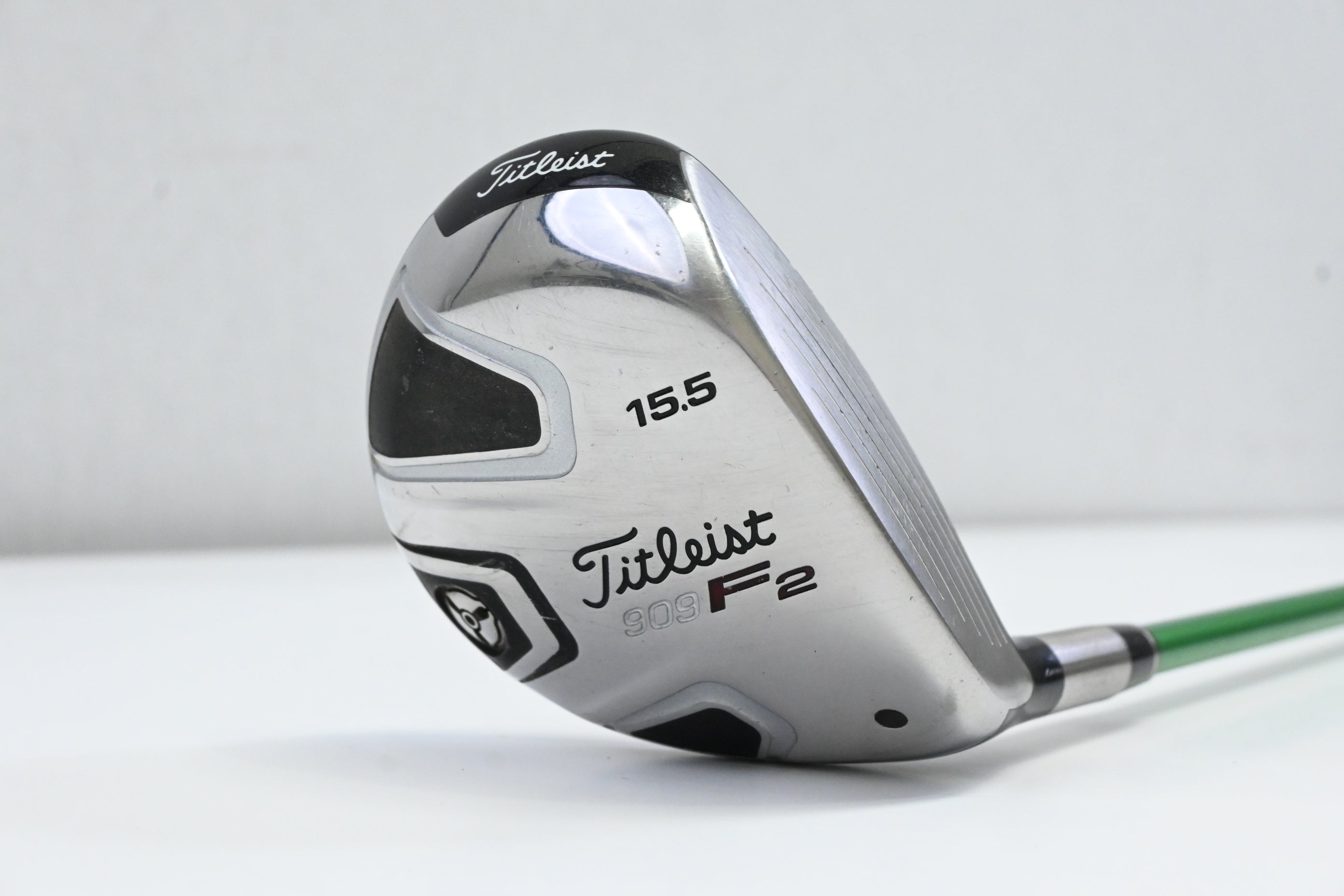 Ladies Titleist 909 F2 #3 Wood / 15.5 Degree / Ladies Flex Graphite Design Aura