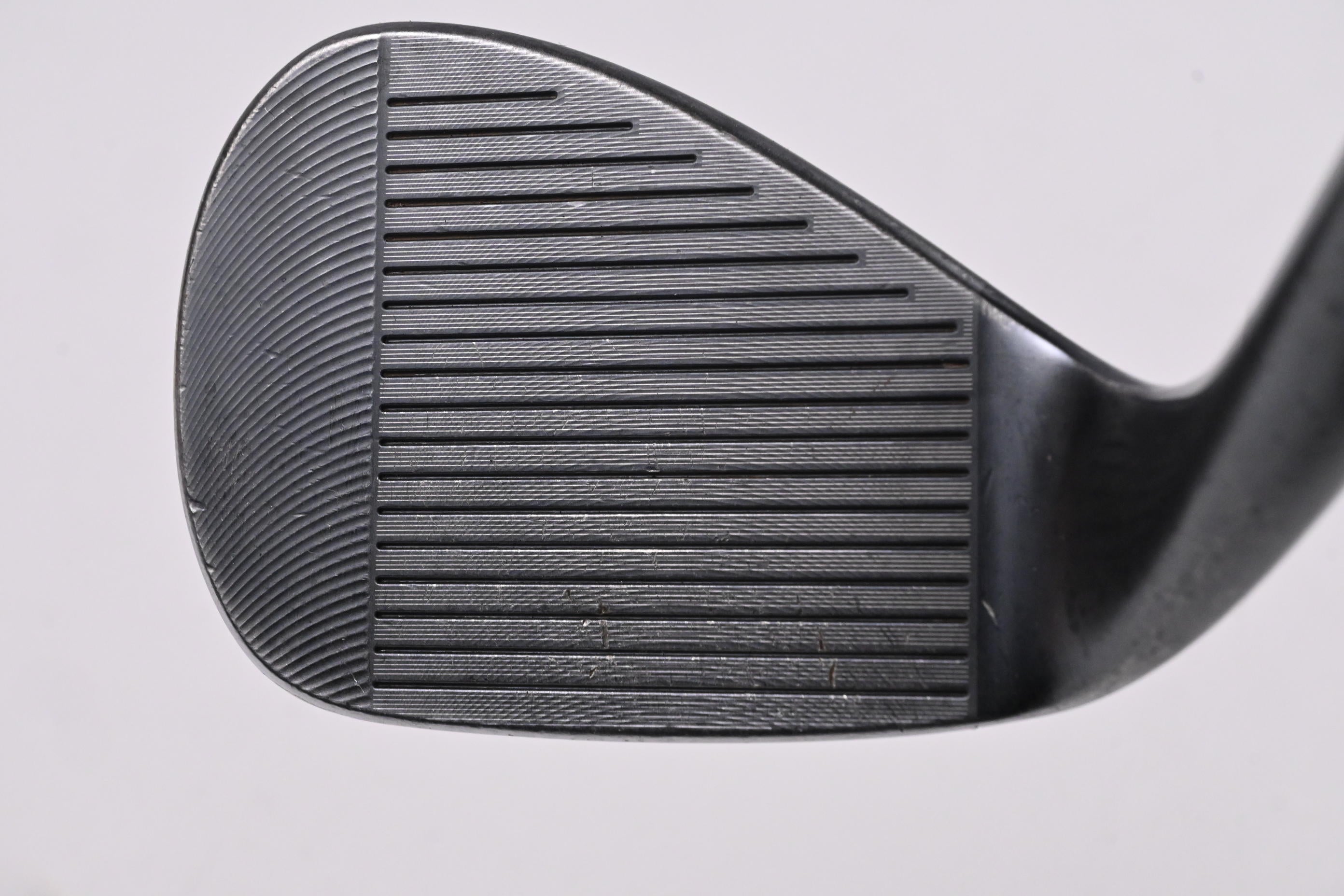 Cleveland RTX ZipCore Gap Wedge / 52 Degree / Wedge Flex Dynamic Gold Spinner
