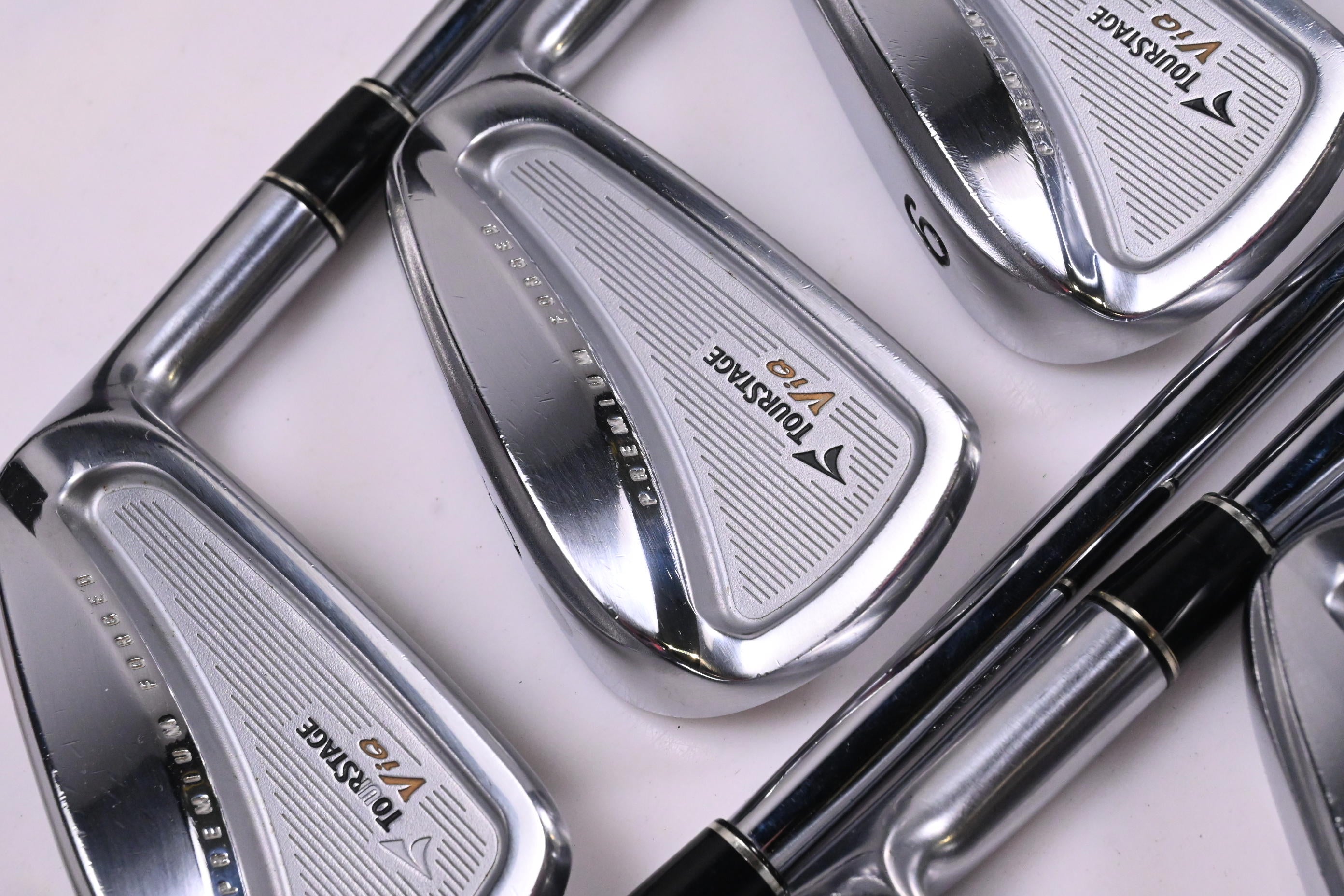 Tourstage VIQ Irons / 4-PW+GW+SW / Regular Flex N.S.Pro 950GH Shafts