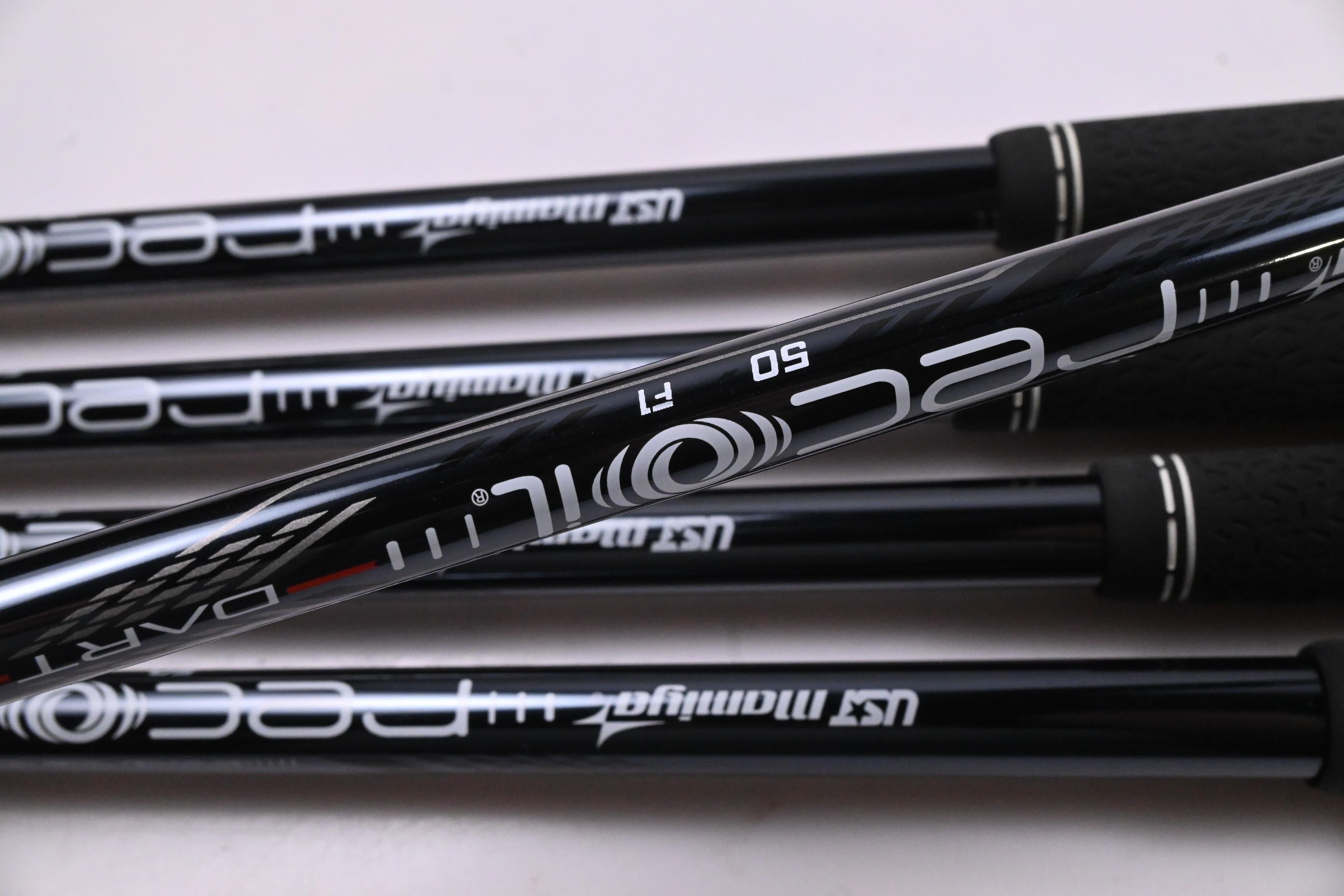 Ladies Mizuno JPX 925 Hot Metal Irons / 7-PW+GW / Ladies Flex UST Recoil Dart