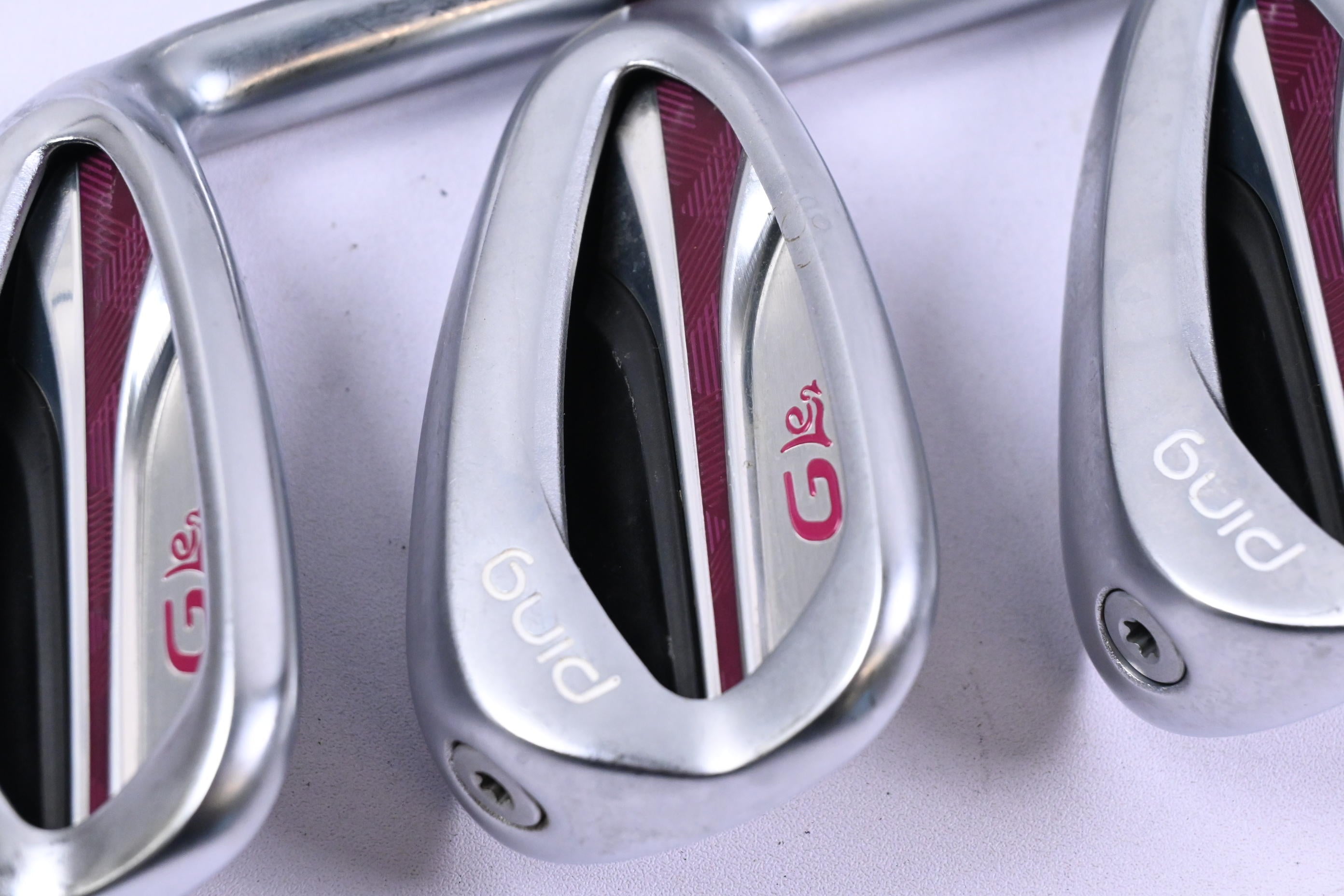 Ladies Ping G Le2 Irons / 7-PW+SW / Red Dot / Ladies Flex Ping ULT240 Shaft