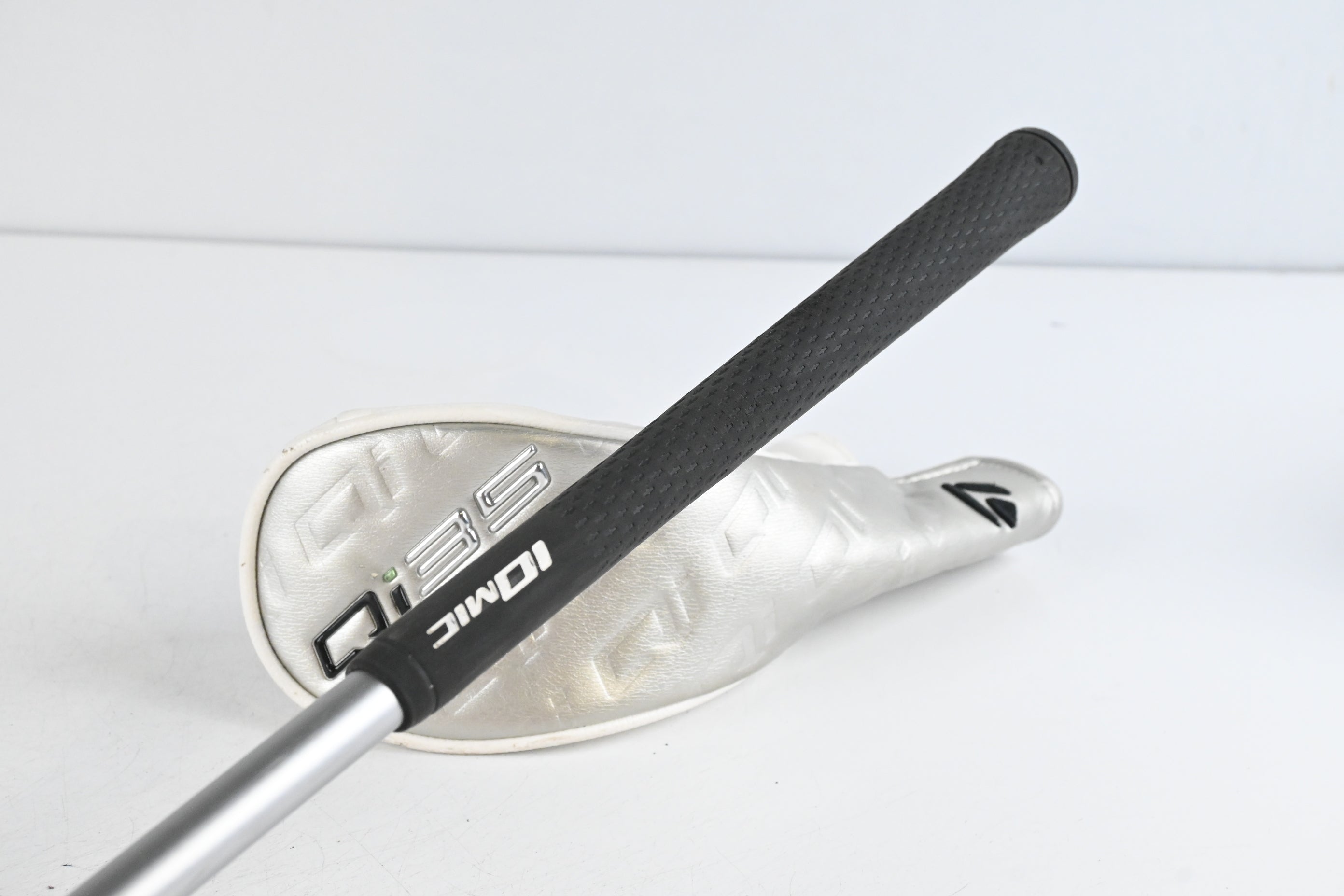 Taylormade Qi35 Max #5 Hybrid / 27 Degree / Regular Flex MMT Speedmesh 50