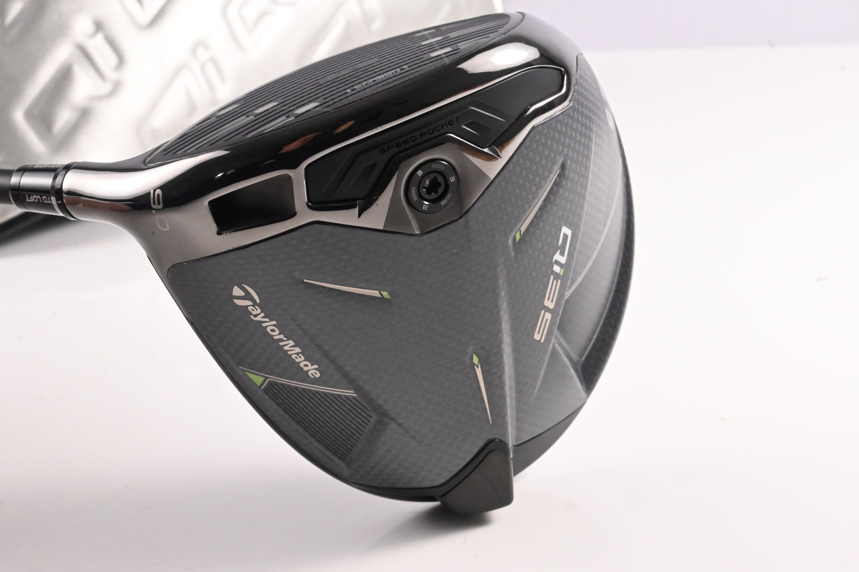 Left Hand Taylormade Qi35 Driver / 9 Degree / Regular Flex Vanquish 4 Shaft