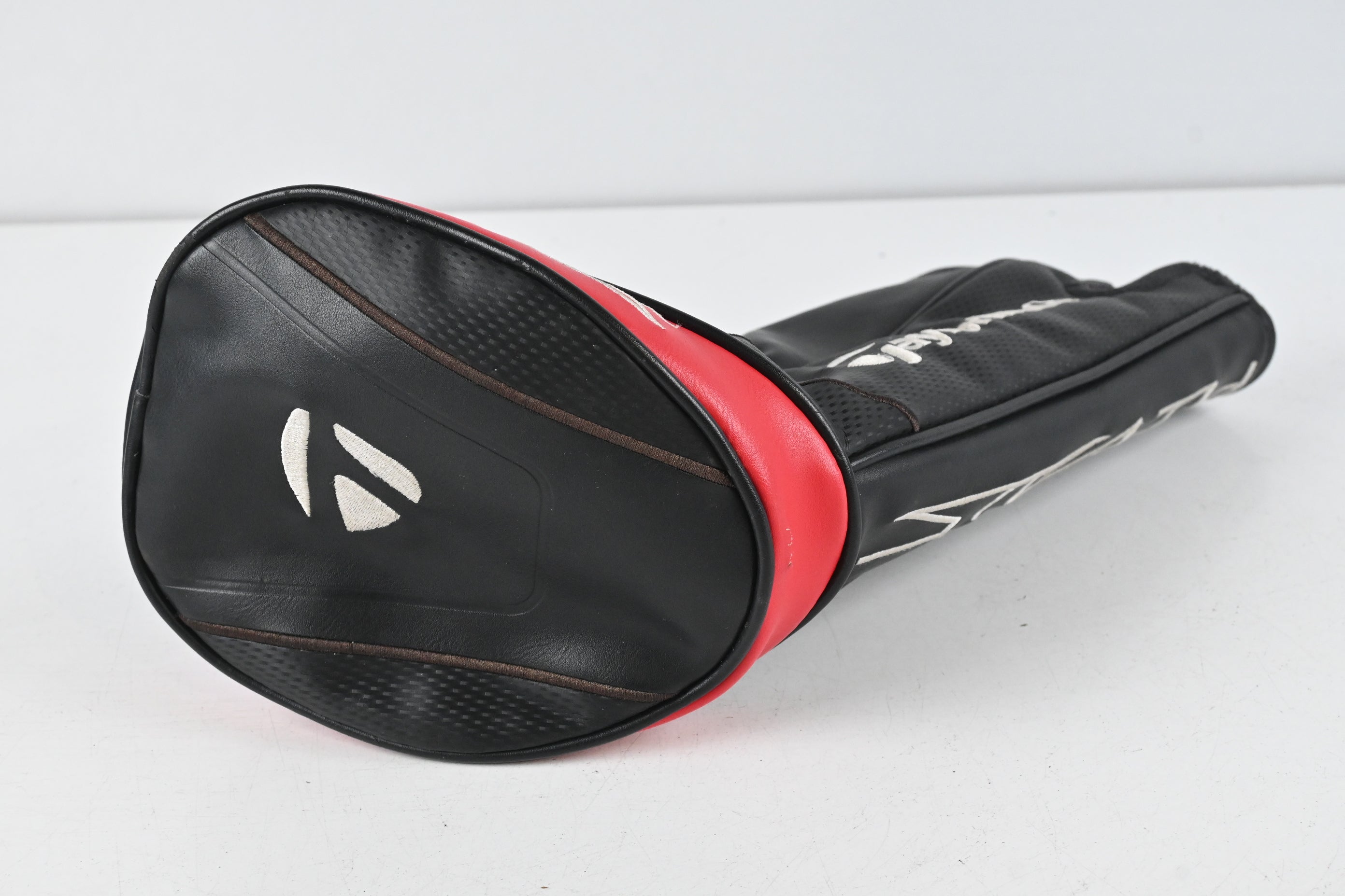 Taylormade Stealth Driver / 9 Degree / Regular Flex Kuro Kage Silver TiNi 60