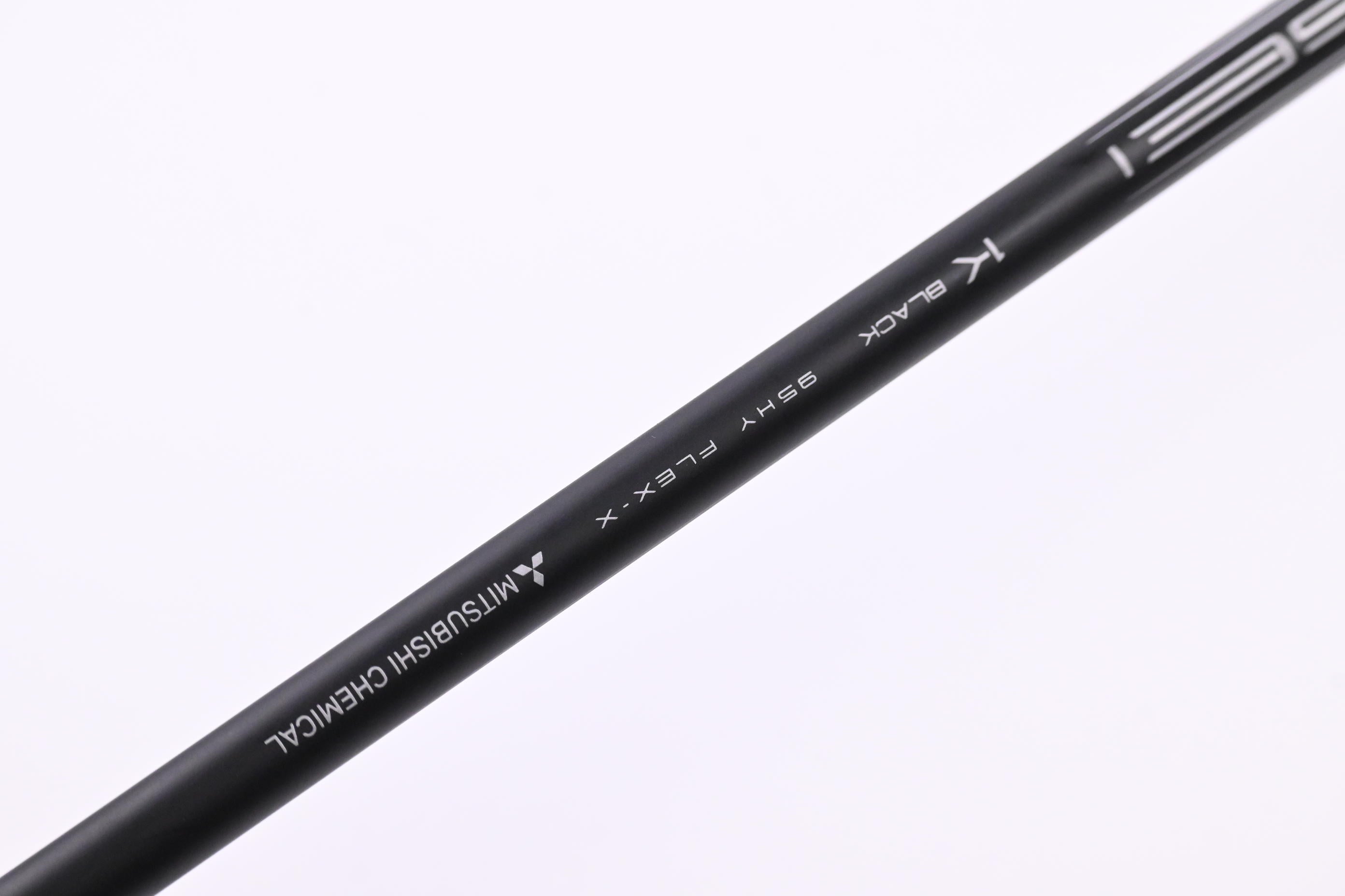 Titleist T250.U Utility #2 Iron / 18 Degree / X-Flex Tensei 1K Black 95 Shaft