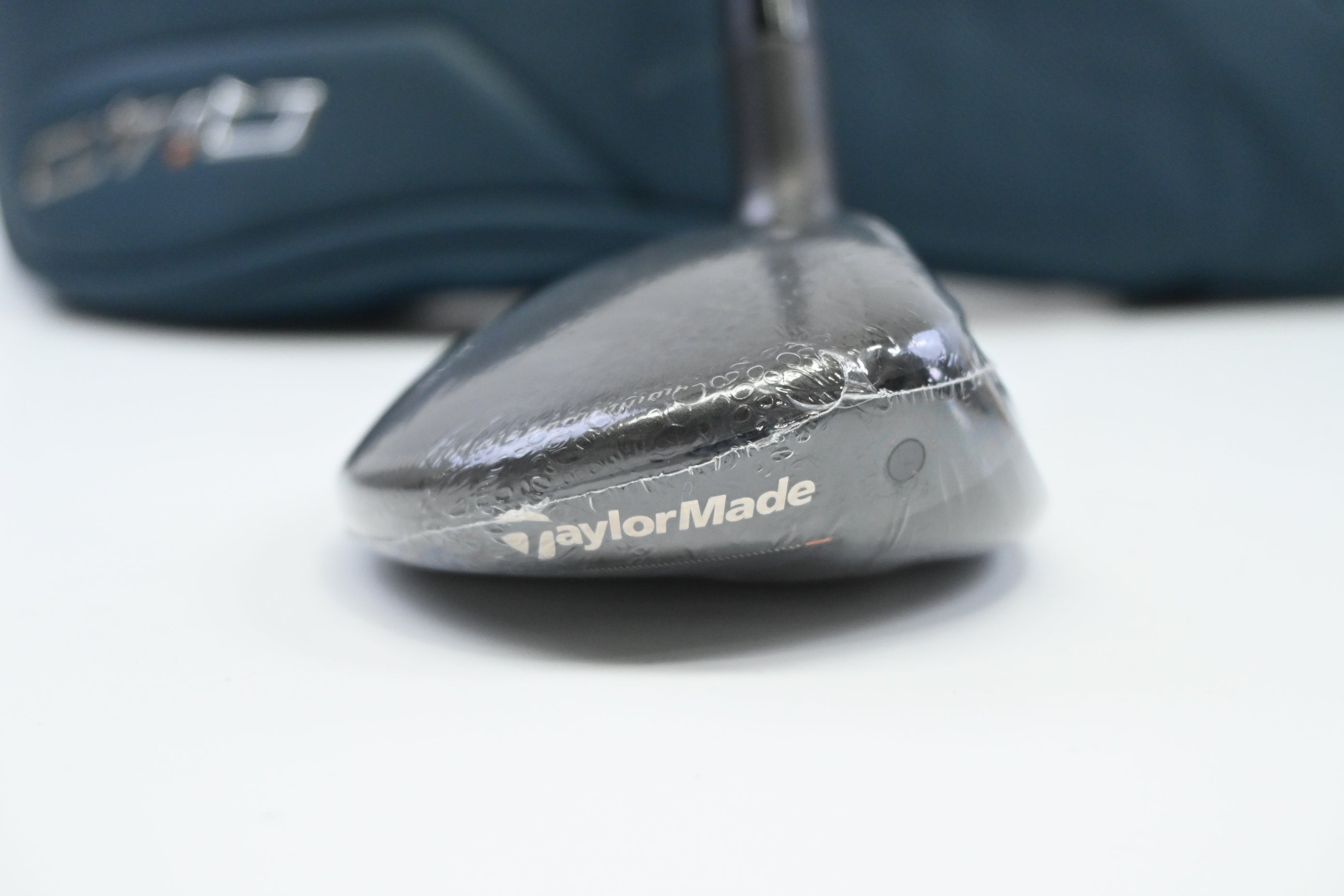 Taylormade Qi4D Max #5 Hybrid / 26 Degree / Regular Flex KBS Reax 50 Shaft