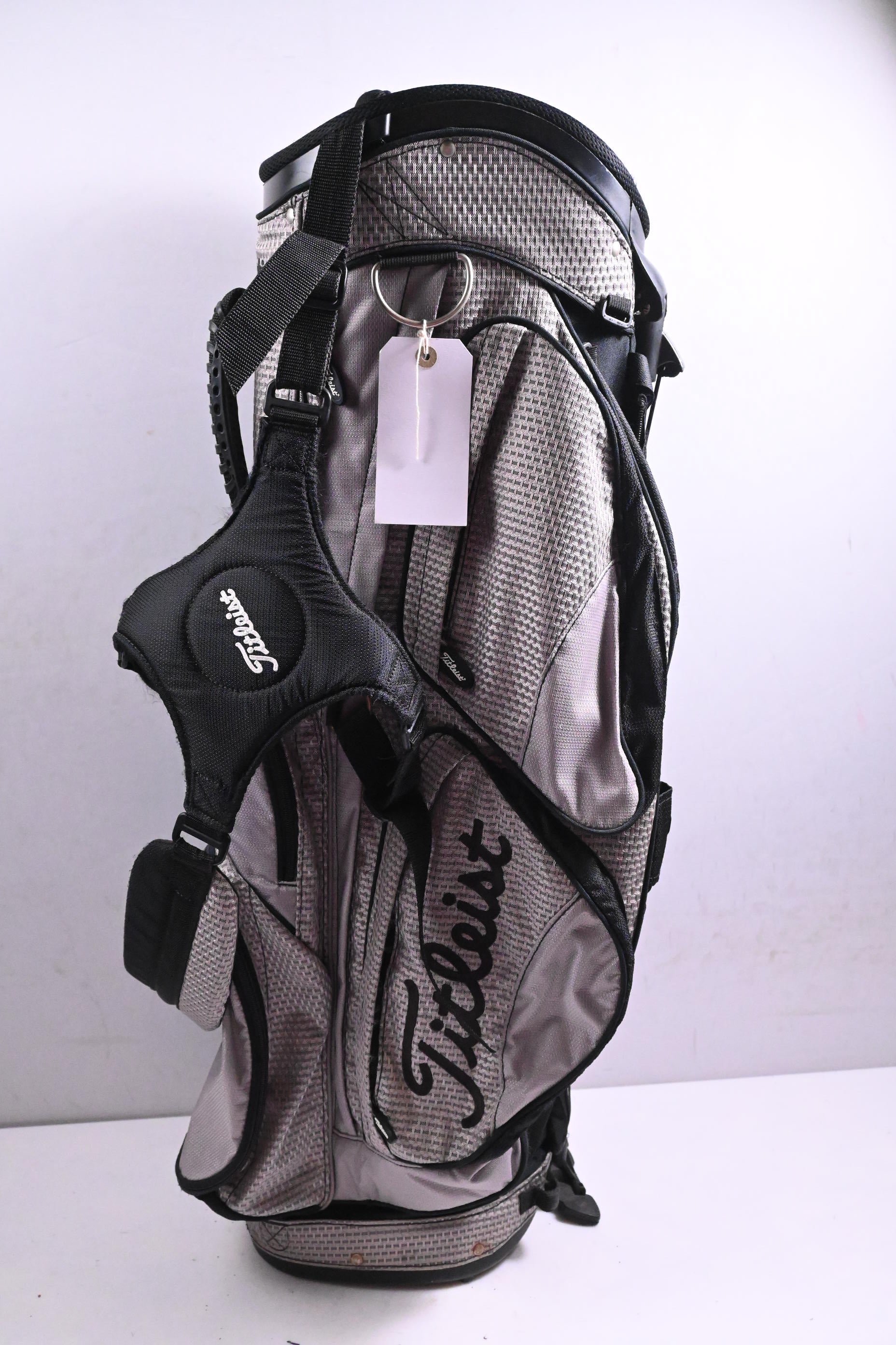 Titleist Stand Bag / 6-Way Divider / Grey, Black