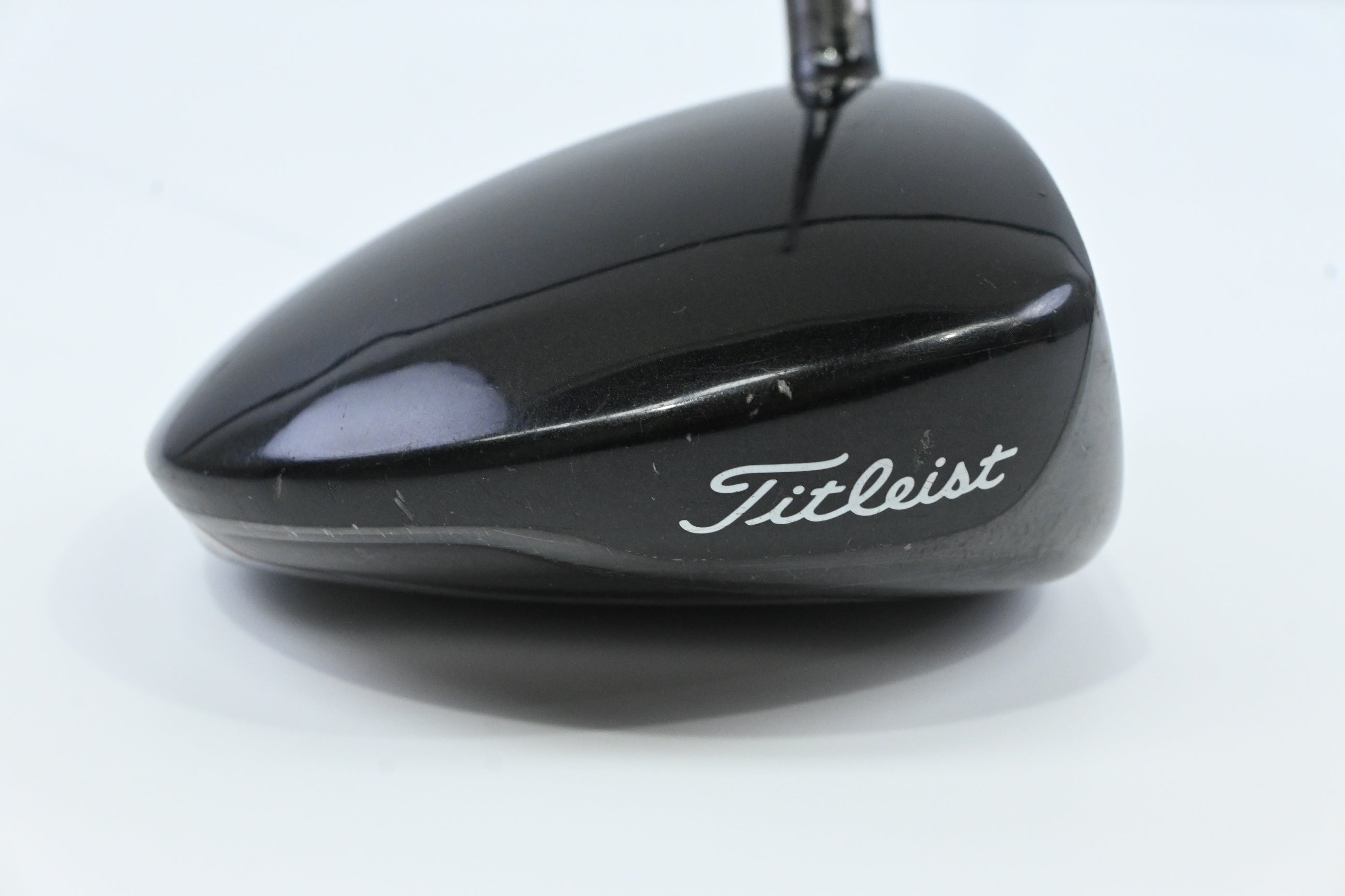 Titleist 913 D2 Driver / 10.5 Degree / Stiff Flex Aldila RIP Phenom 70 Shaft