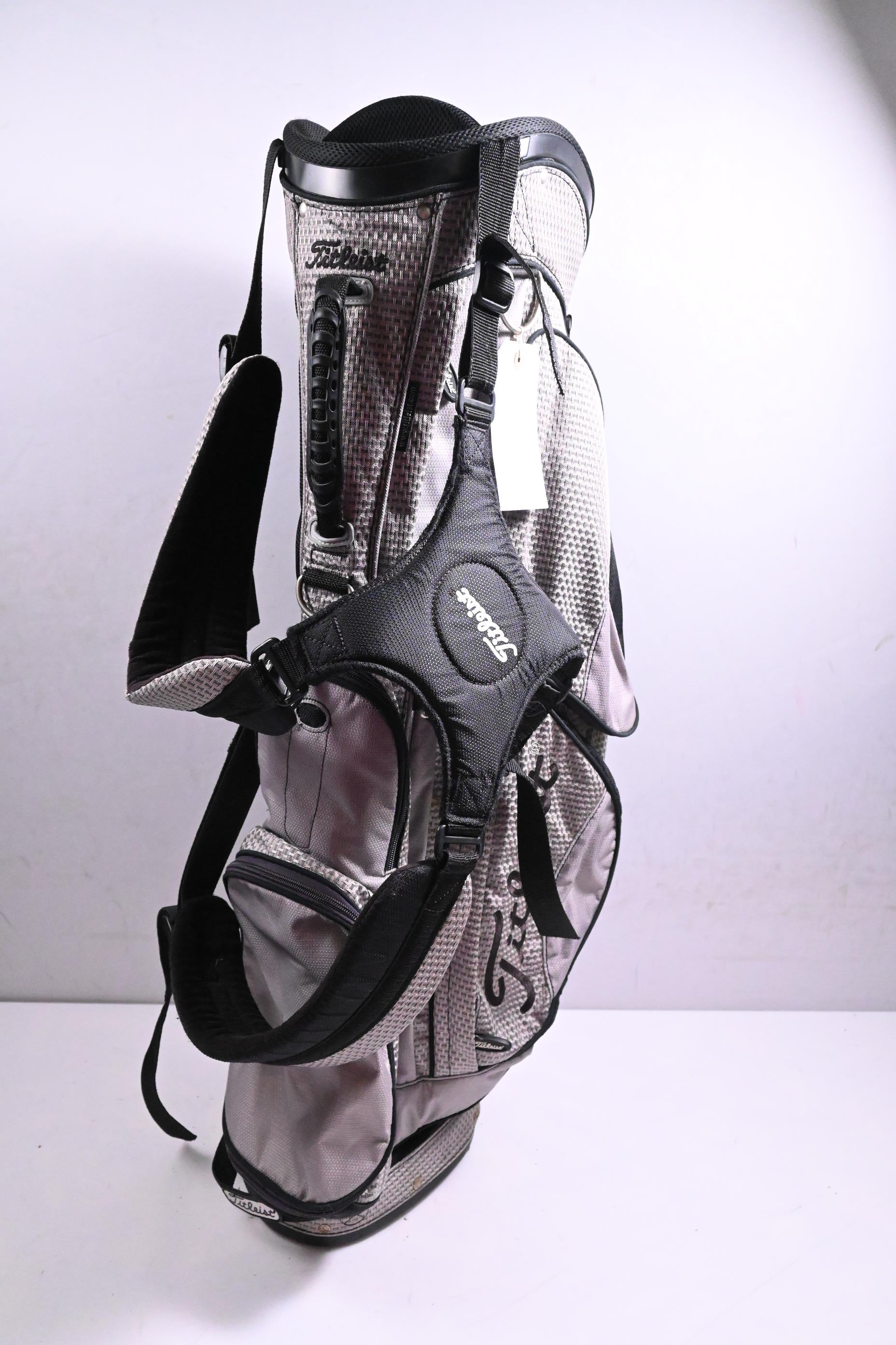 Titleist Stand Bag / 6-Way Divider / Grey, Black