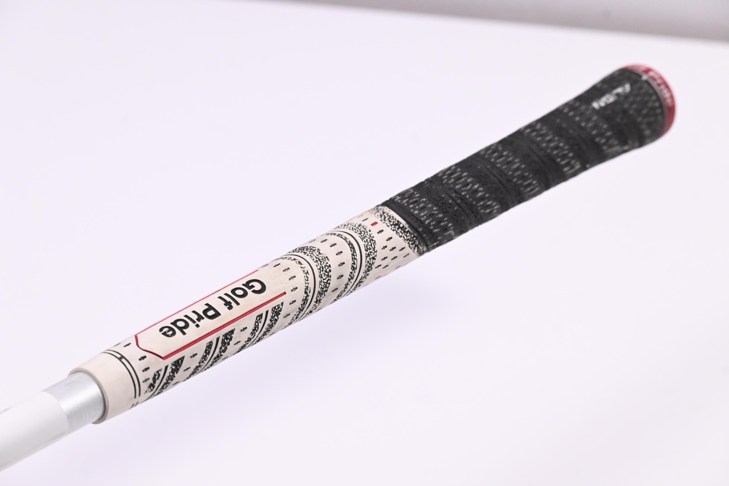 Graphite Design Tour AD IZ-6 Driver Shaft / Stiff Flex / Titleist