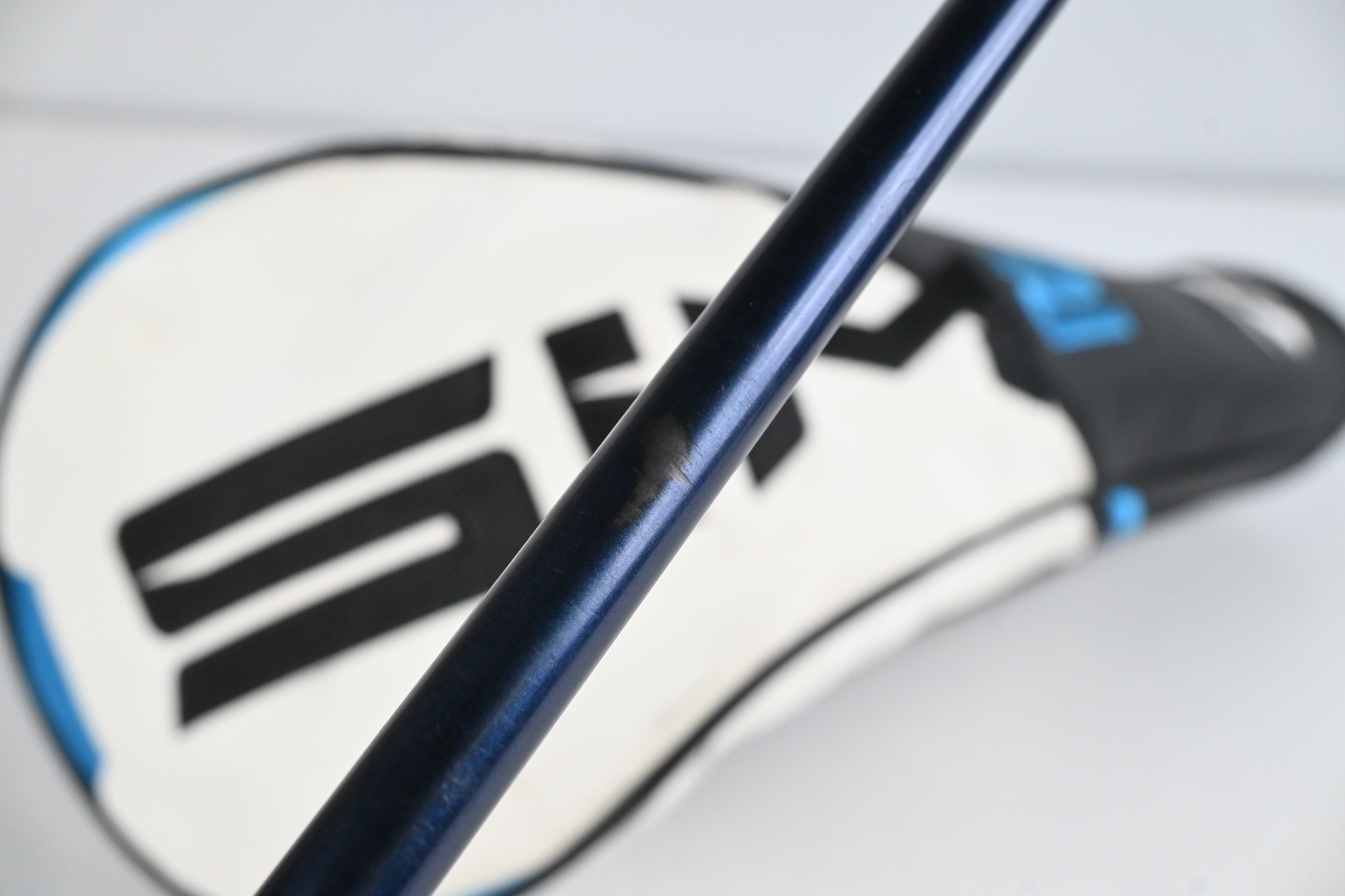 Taylormade SIM2 Max Driver / 10.5 Degree / Regular Flex Ventus Blue 5 Shaft