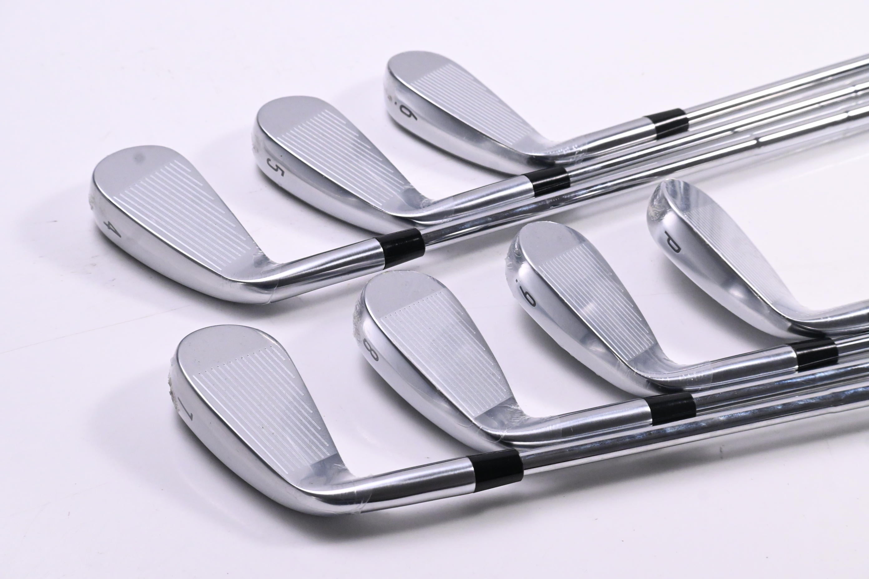 Callaway Quantum Max Irons / 4-PW / Stiff Flex Dynamic Gold Mid 115 S300