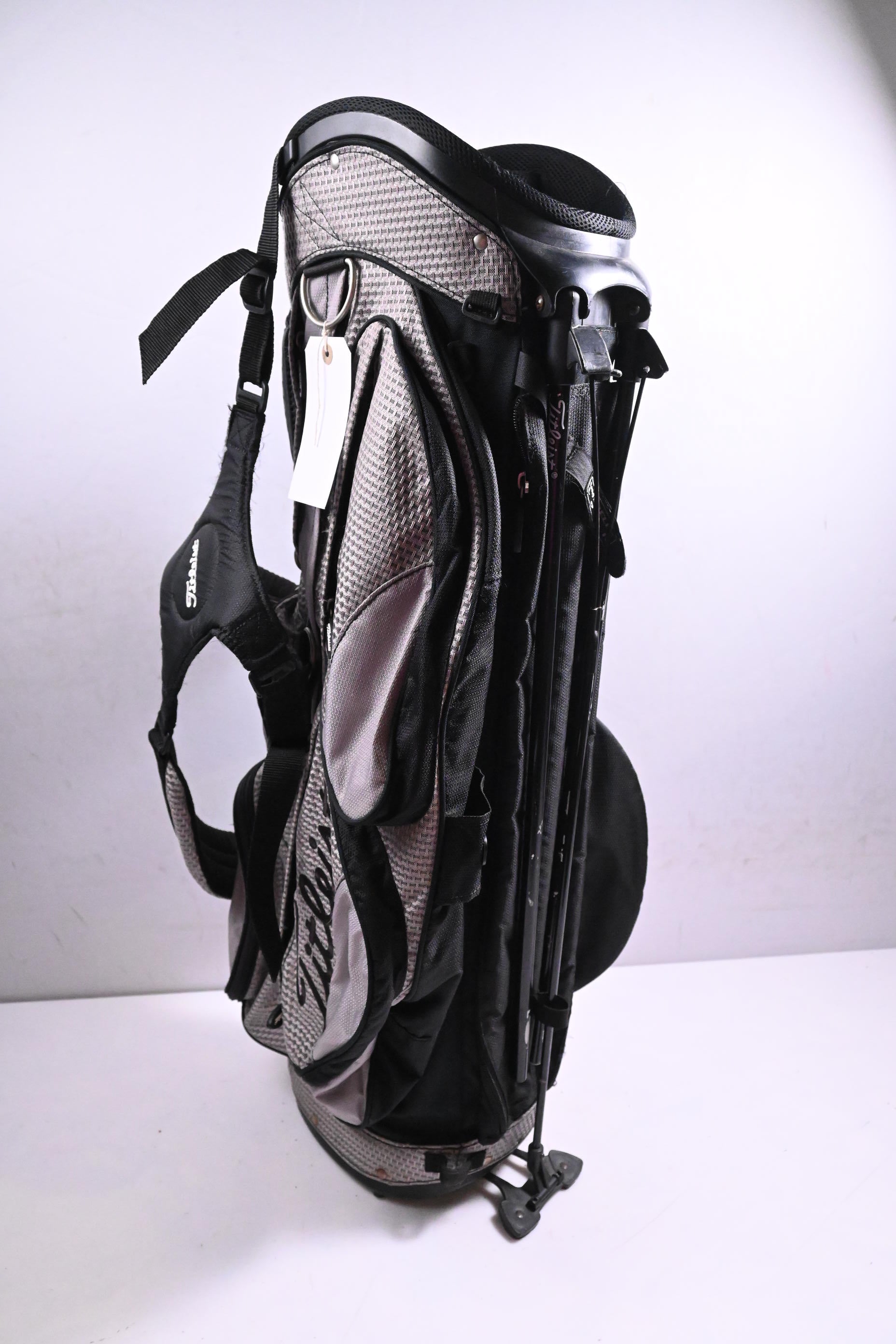 Titleist Stand Bag / 6-Way Divider / Grey, Black