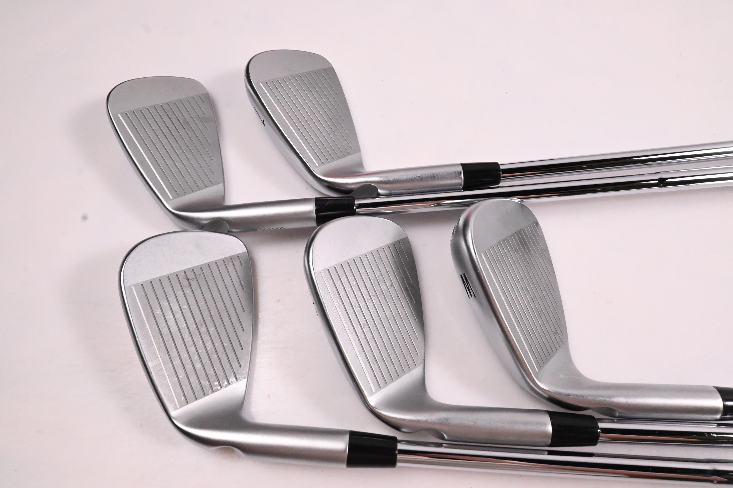 Ping I240 Irons / 6-PW / Black Dot / Stiff Flex Dynamic Gold Mid 115 S300 Shafts