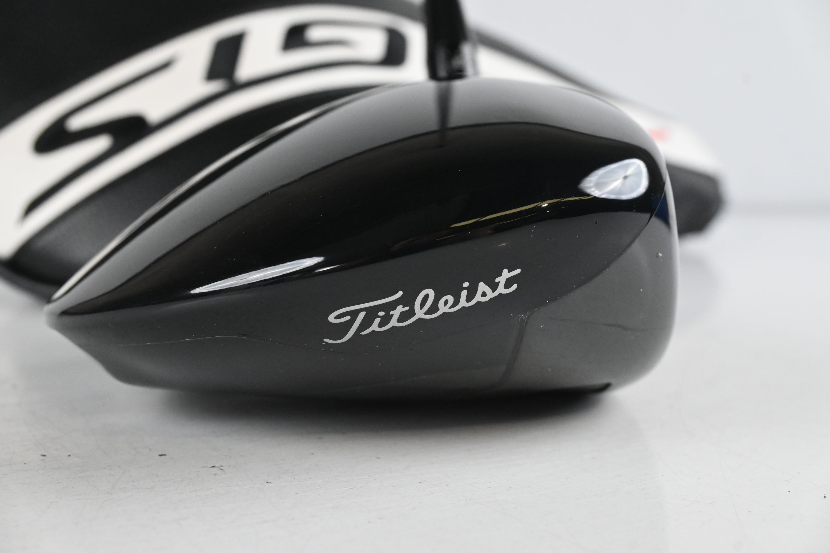 Titleist GTS4 Driver / 9 Degree / Regular Flex Grafalloy ProLaunch 65 Shaft