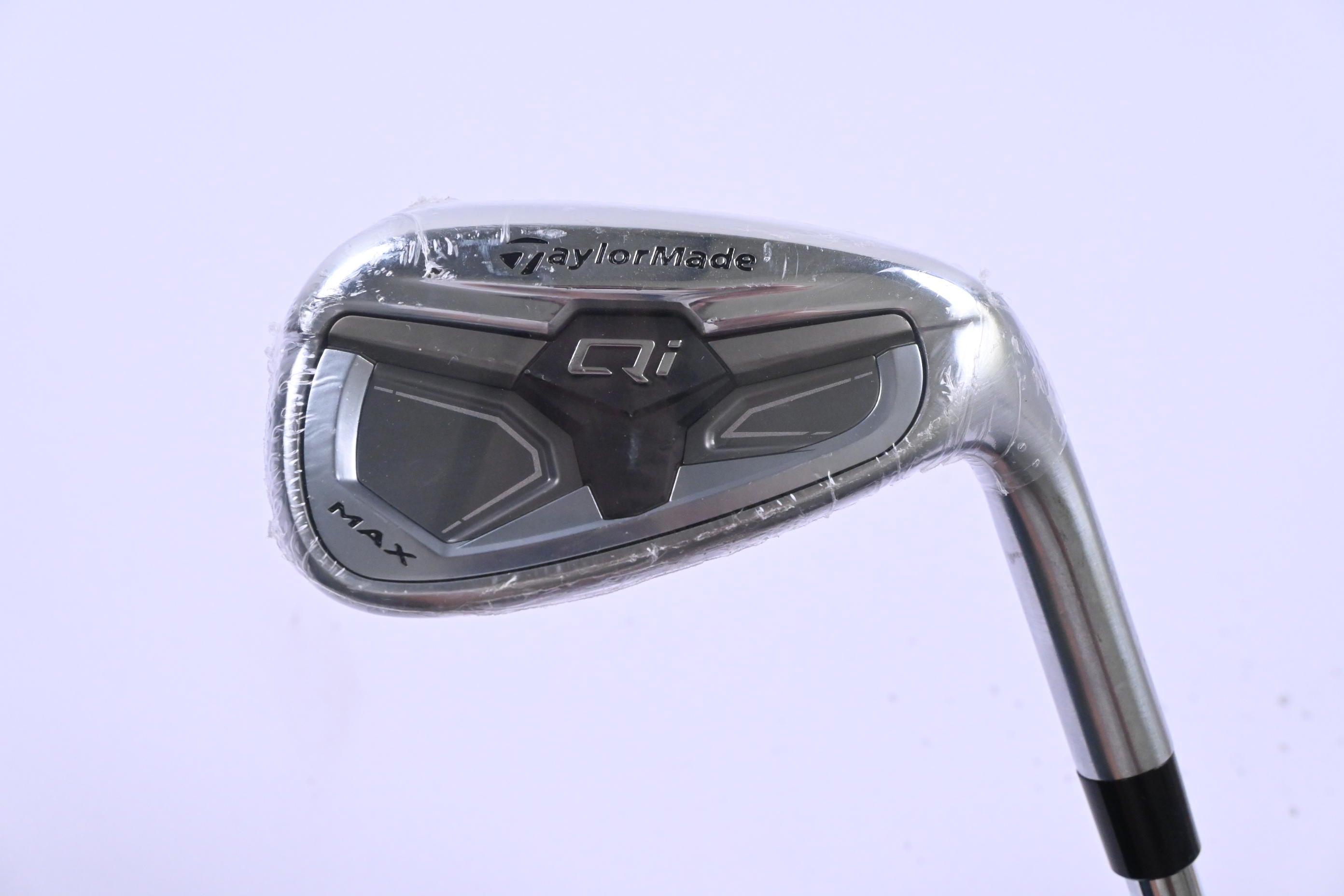 Taylormade Qi Pitching Wedge / 43 Degree / Regular Flex KBS Max MT 85 Shaft