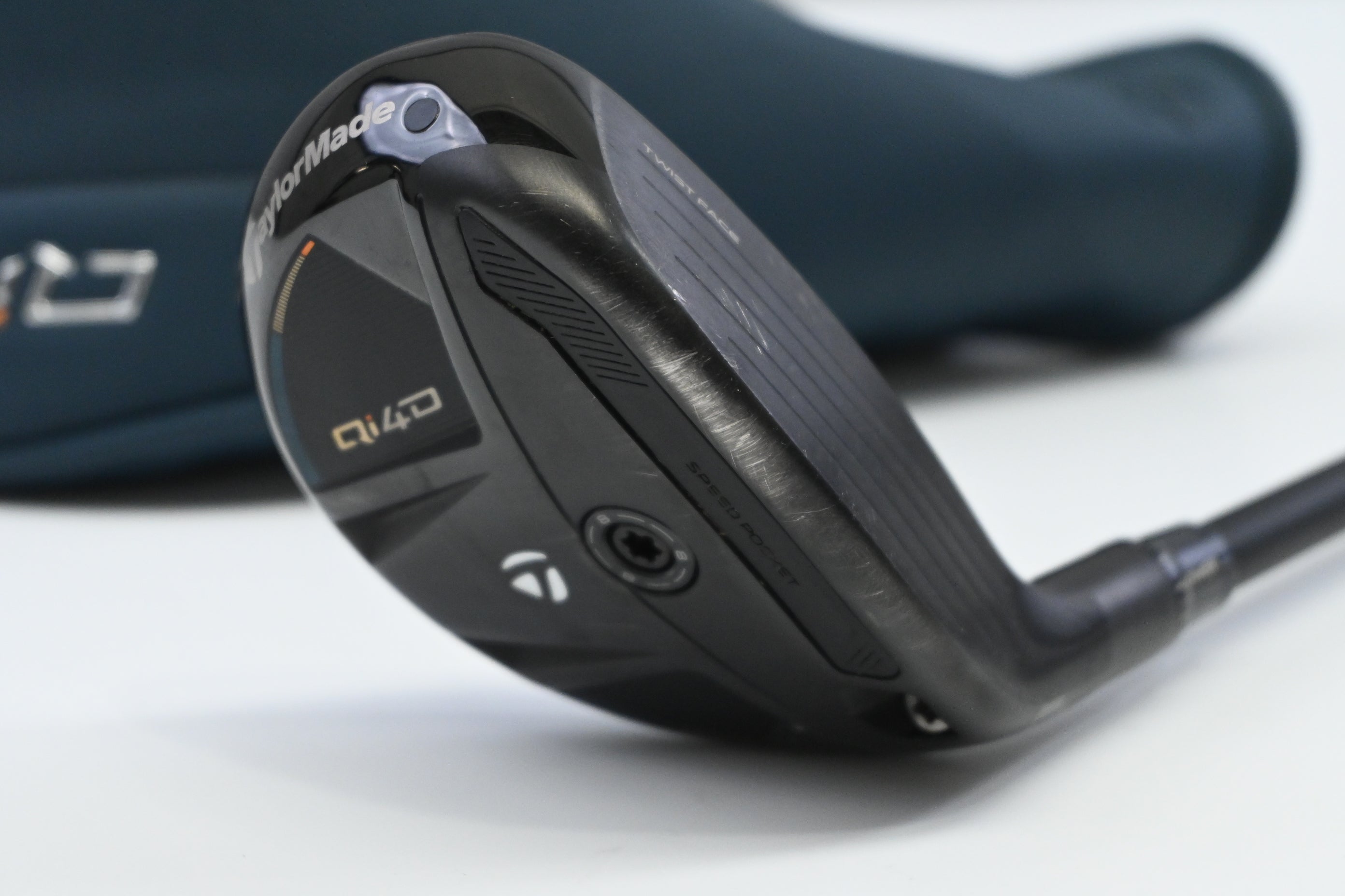 Taylormade Qi4D #4 Hybrid / 22 Degree / Regular Flex KBS Reax 65 Shaft