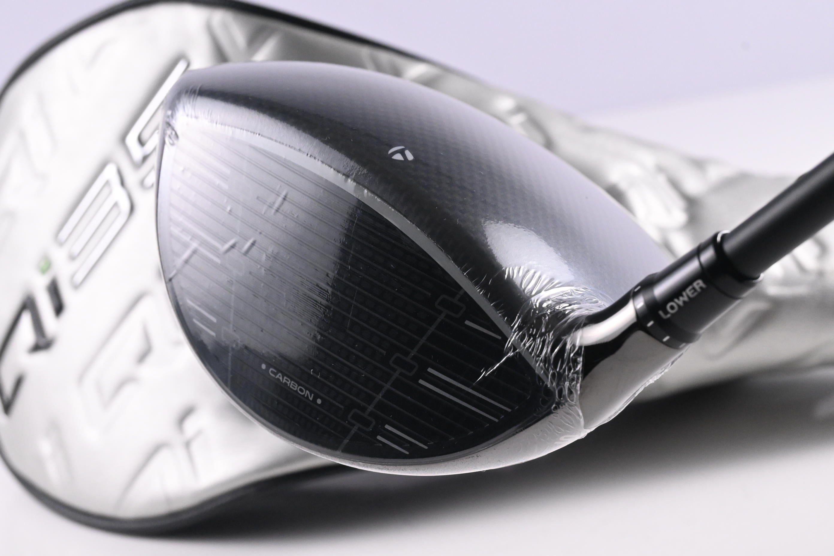Taylormade Qi35 Driver / 10.5 Degree / Regular Flex Fujikura Ventus Blue '25 5