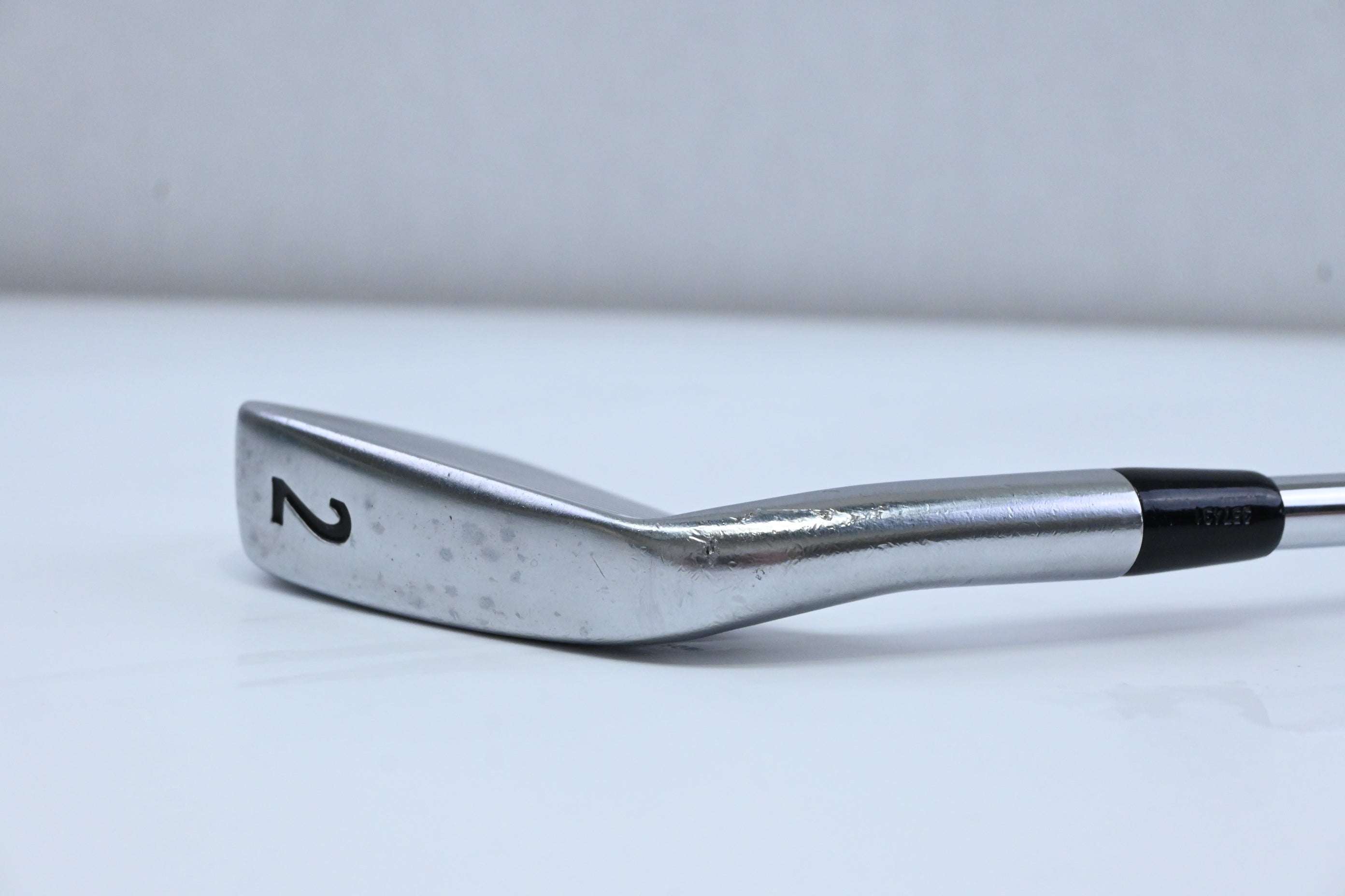 Titleist 712U #2 Iron / 18 Degree / Stiff Flex Dynamic Gold S300 Shaft