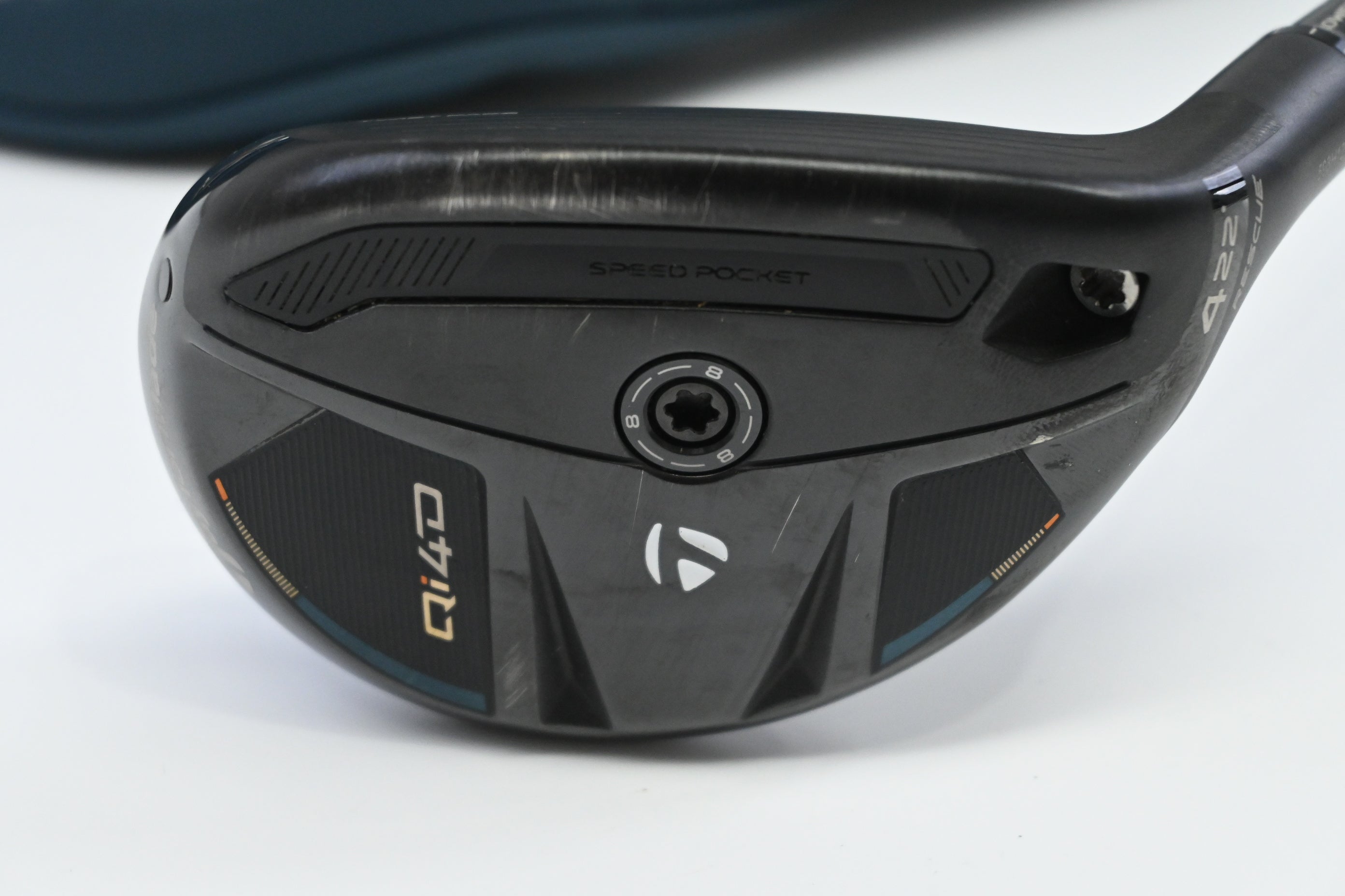 Taylormade Qi4D #4 Hybrid / 22 Degree / Regular Flex KBS Reax 65 Shaft