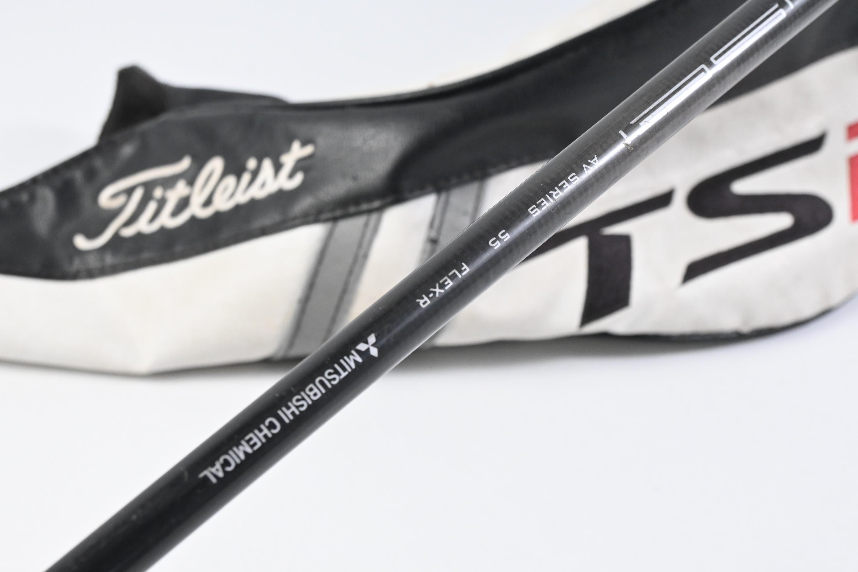 Titleist TSi2 Driver / 11 Degree / Regulr Flex Tensei AV Raw Blue 55 Shaft