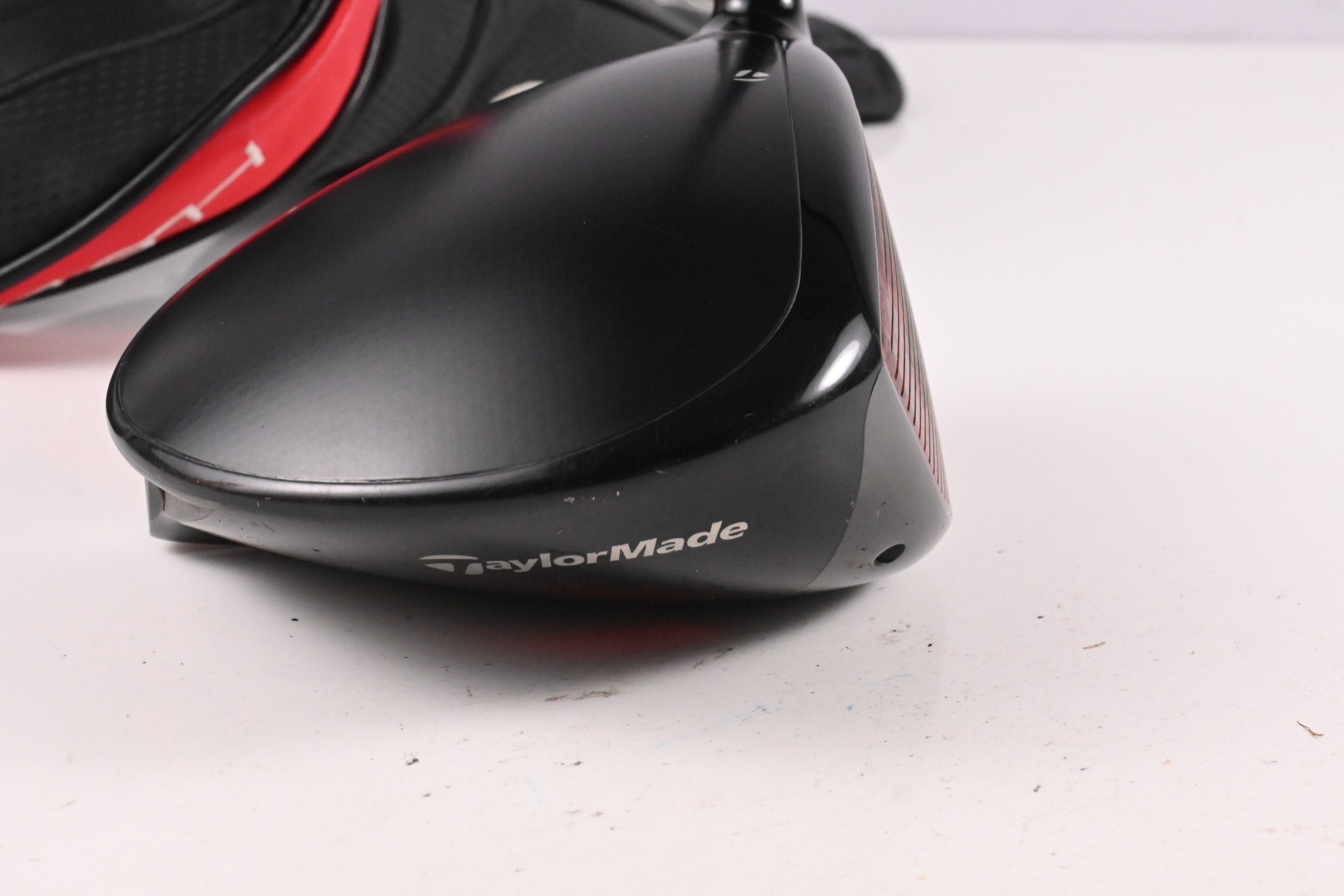 Taylormade Stealth HD Driver / 9 Degree / Regular Flex Ventus Red 5 Shaft