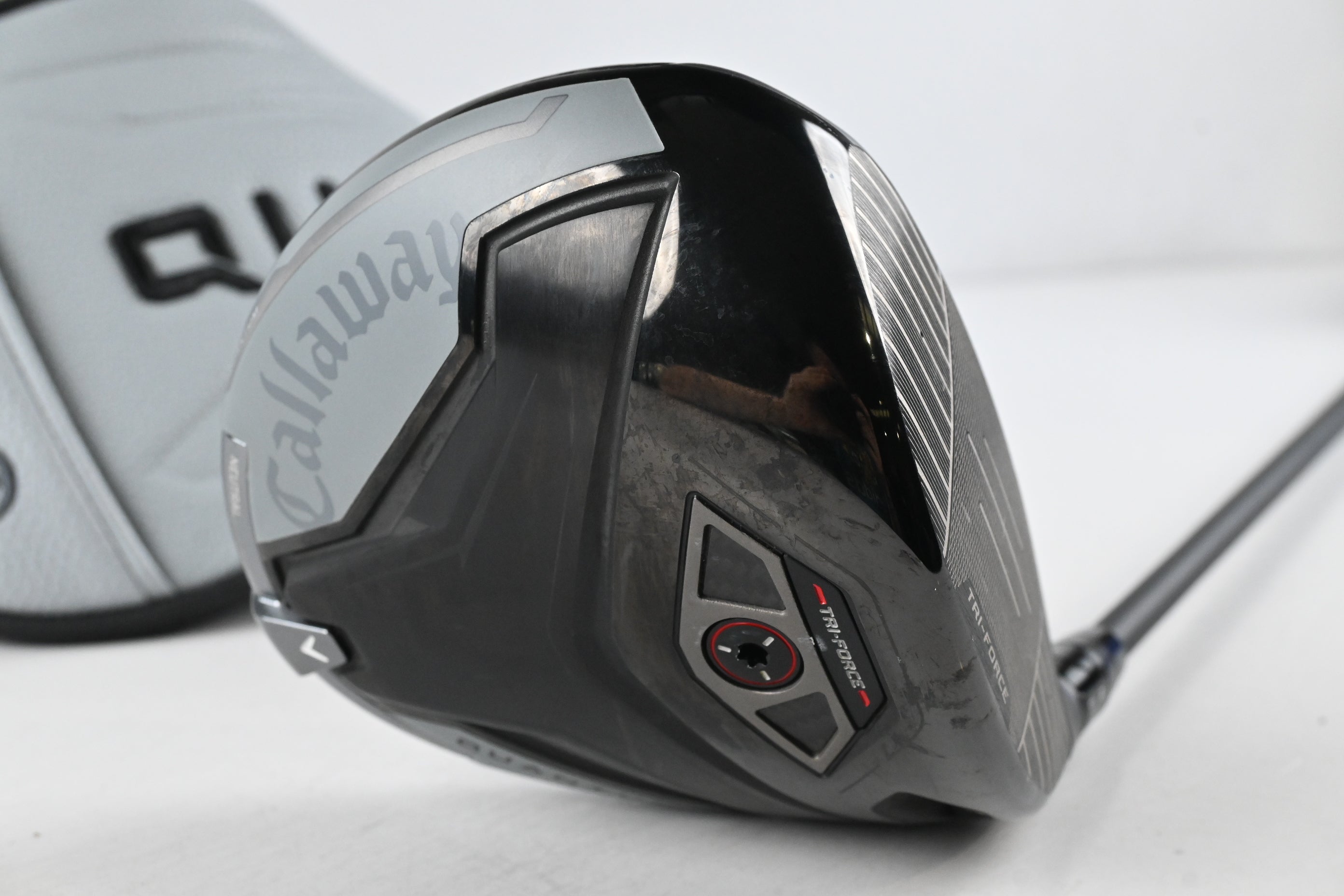 Callaway Quantum Max Driver / 10.5 Degree / Regular Flex Vanquish 5 Shaft