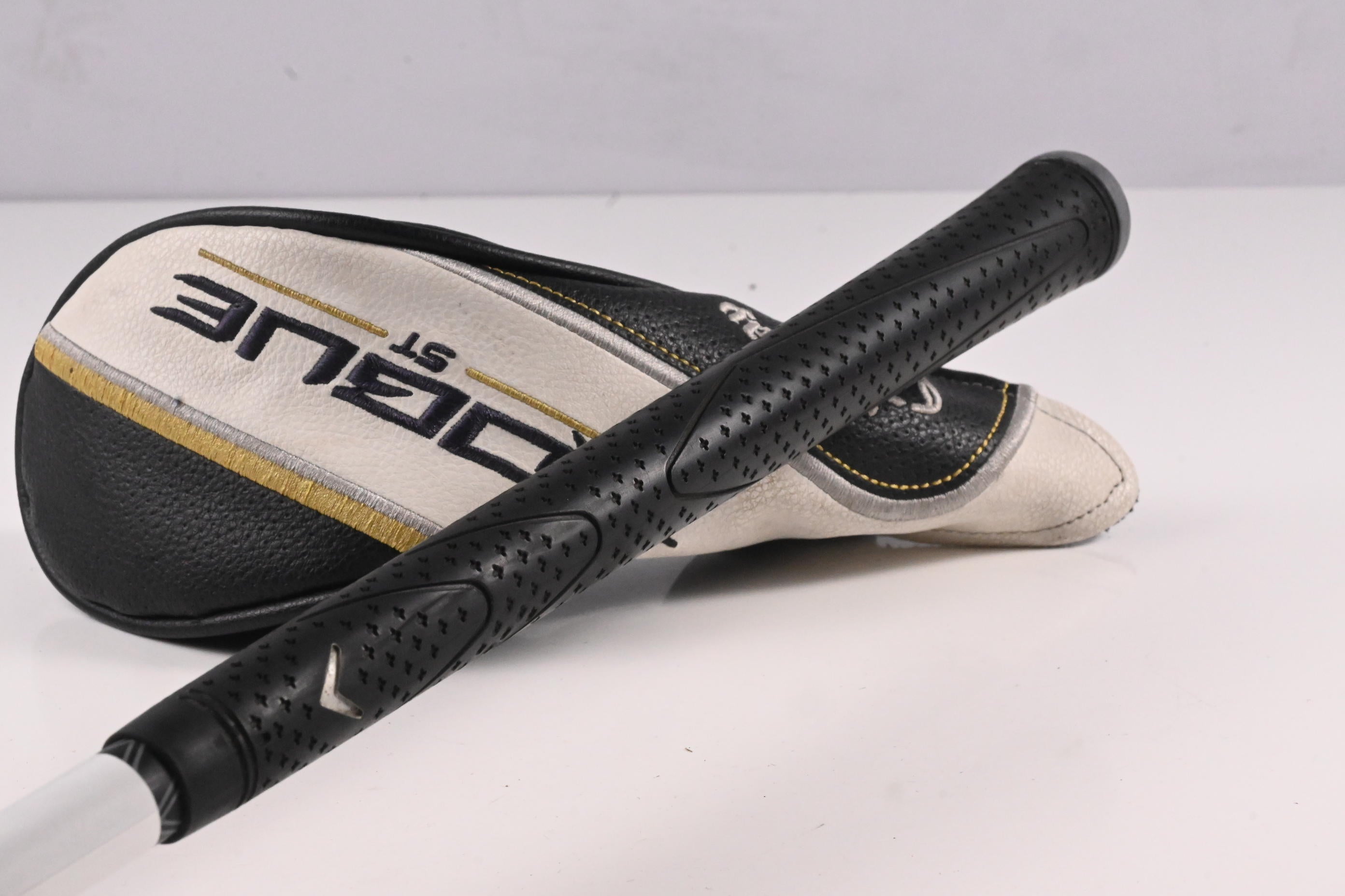 Callaway Rogue ST Max Os Lite #4 Hybrid / 24 Degree / Regular Flex Cypher 60