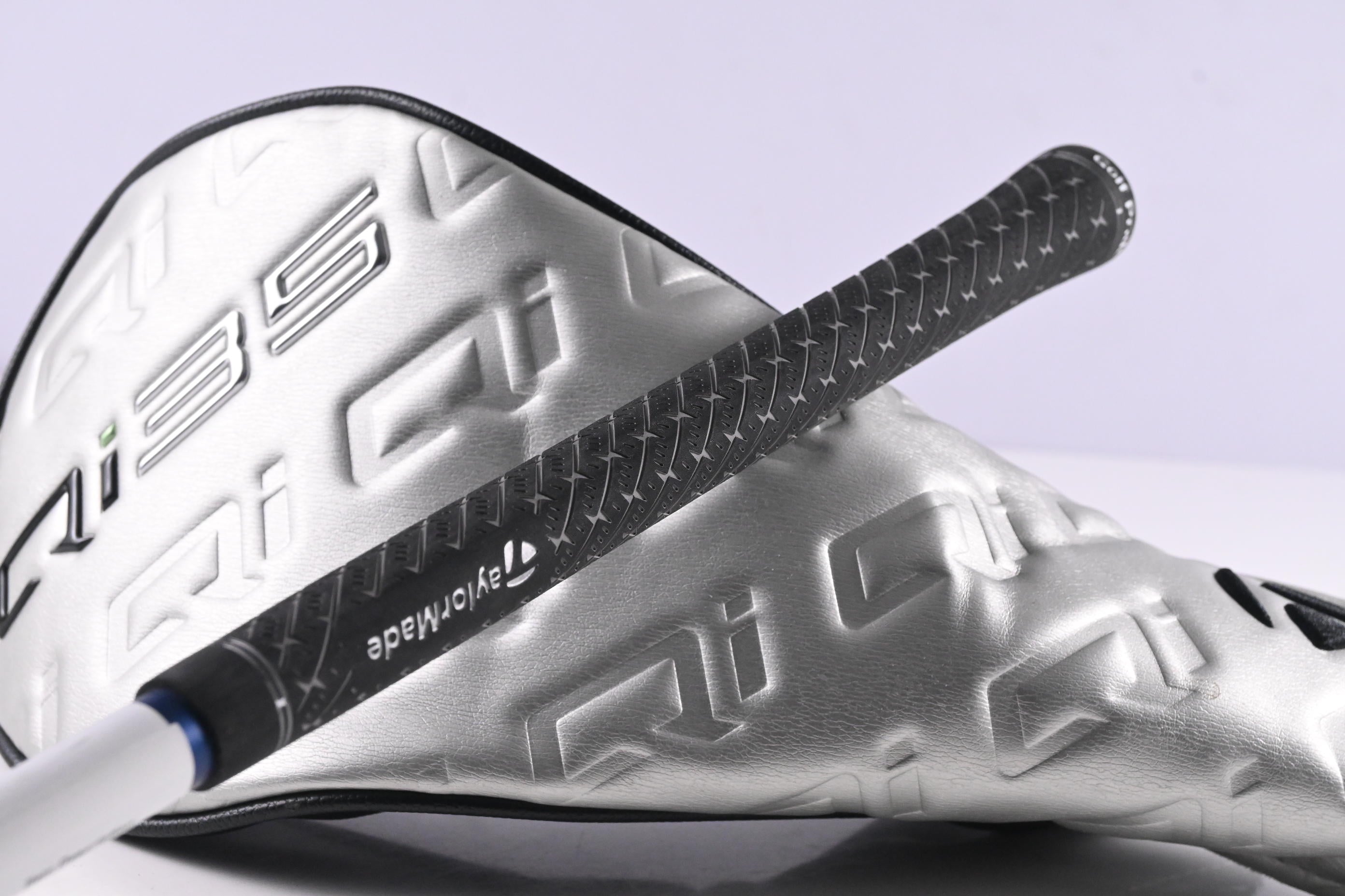 Taylormade Qi35 Driver / 10.5 Degree / Regular Flex Fujikura Ventus Blue '25 5
