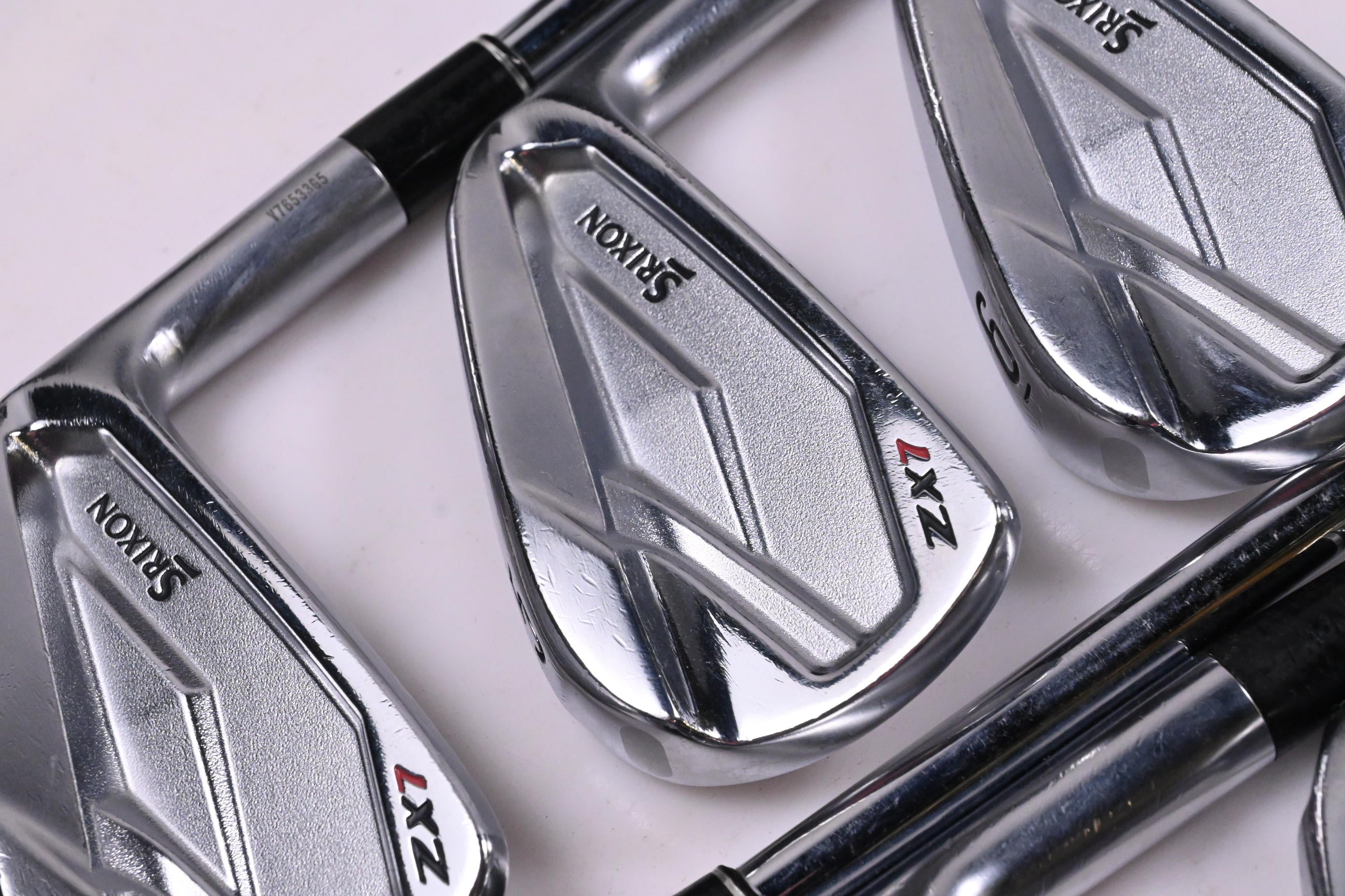 Srixon ZX7 Irons / 4-PW / Stiff Flex N.S.Pro Modus³ Tour 120 Shafts
