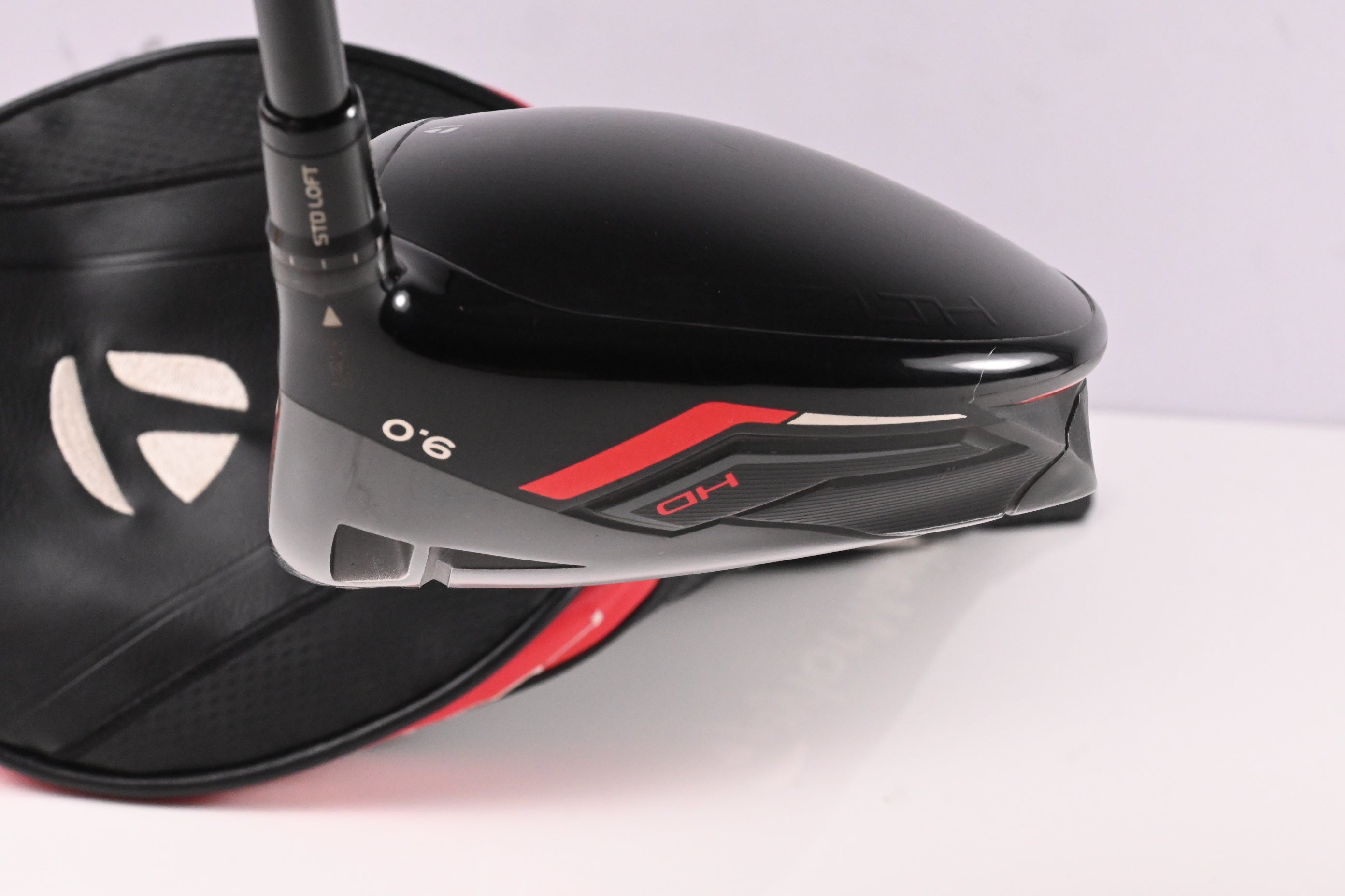 Taylormade Stealth HD Driver / 9 Degree / Regular Flex Ventus Red 5 Shaft