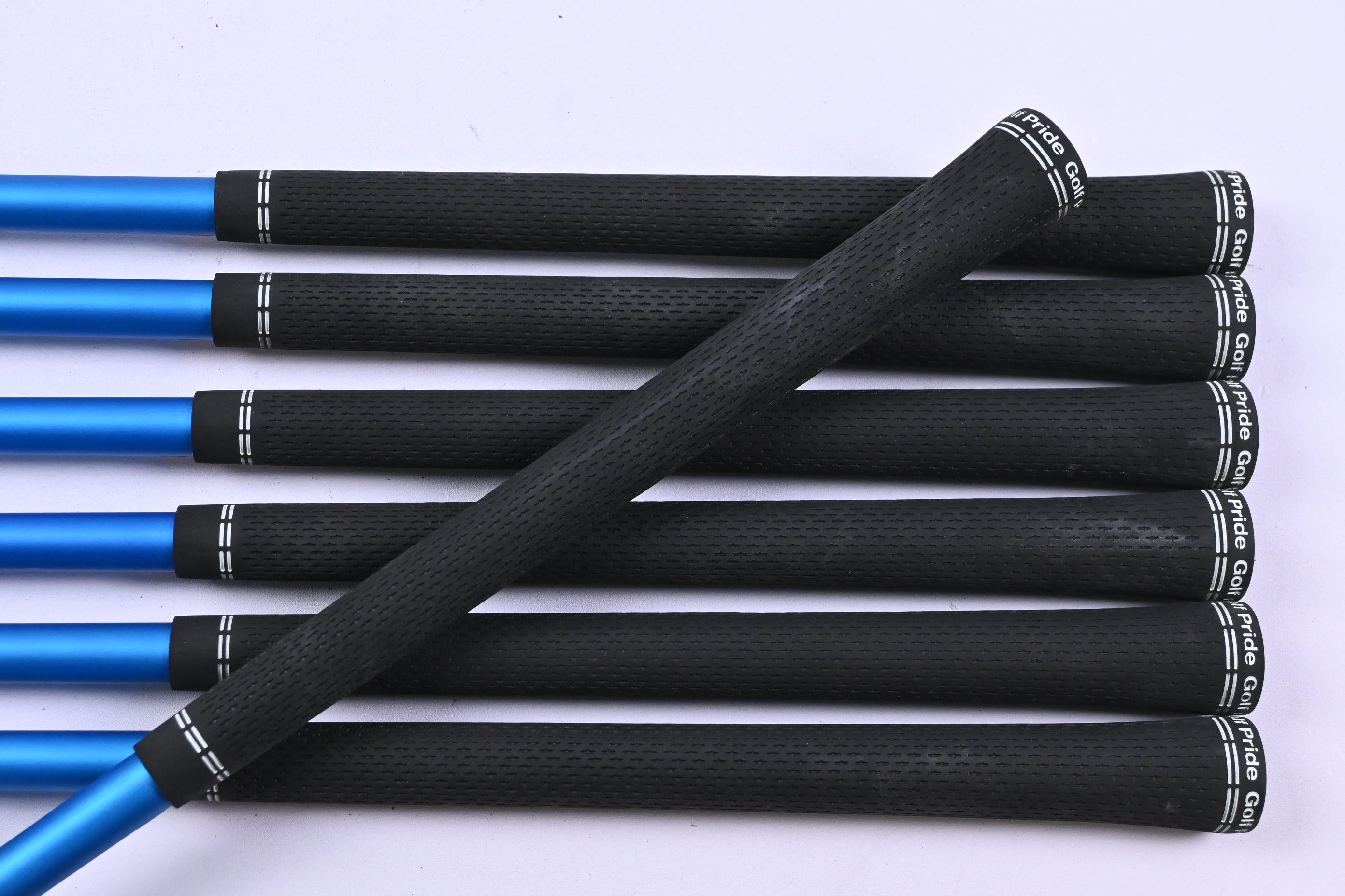 Ping G440 Irons / 6-PW+UW+GW / Black Dot / Senior Flex Ping Alta CB Blue Shafts