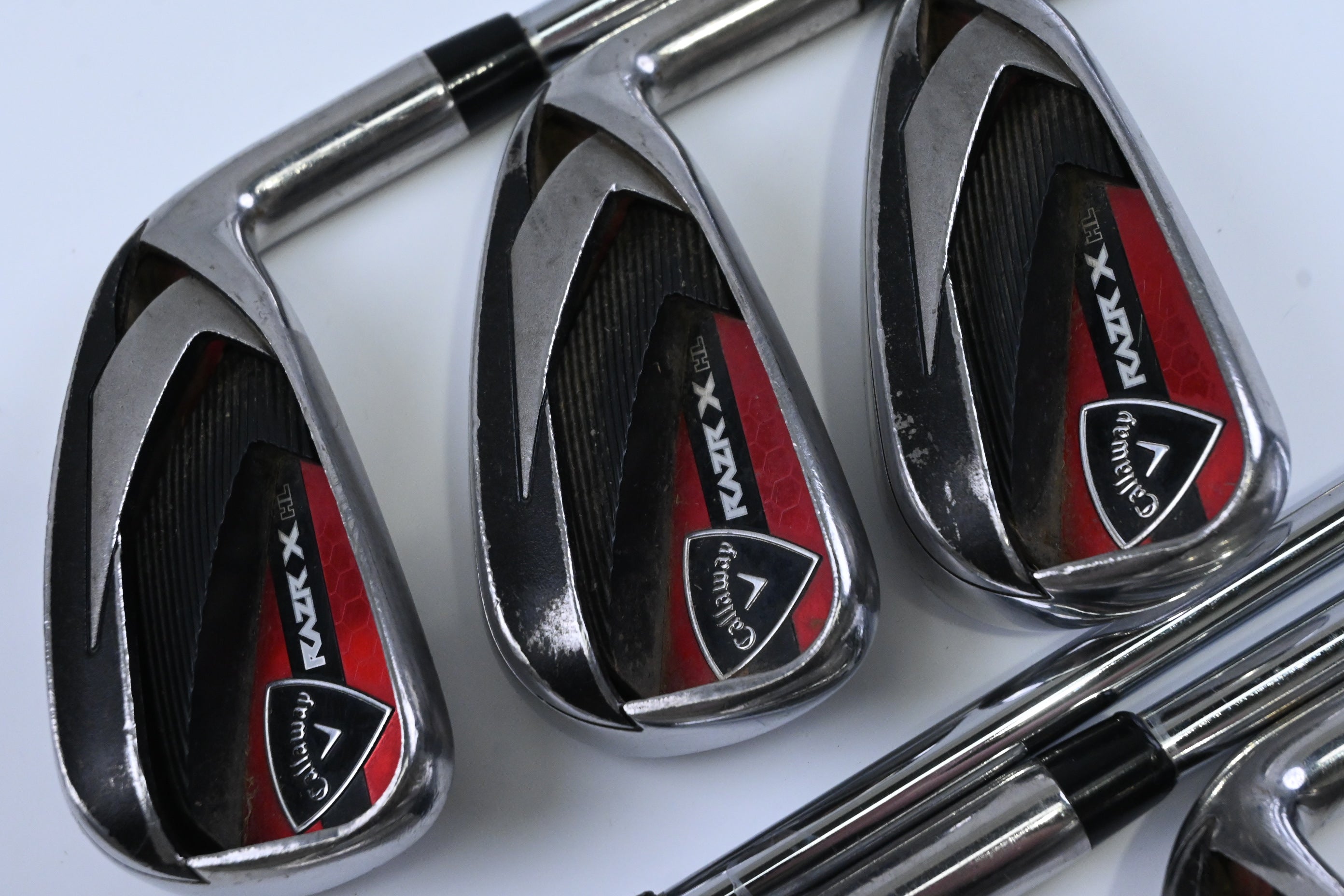 Callaway RAZR X HL Irons / 5-PW+SW / Uniflex M-10 XP Shafts
