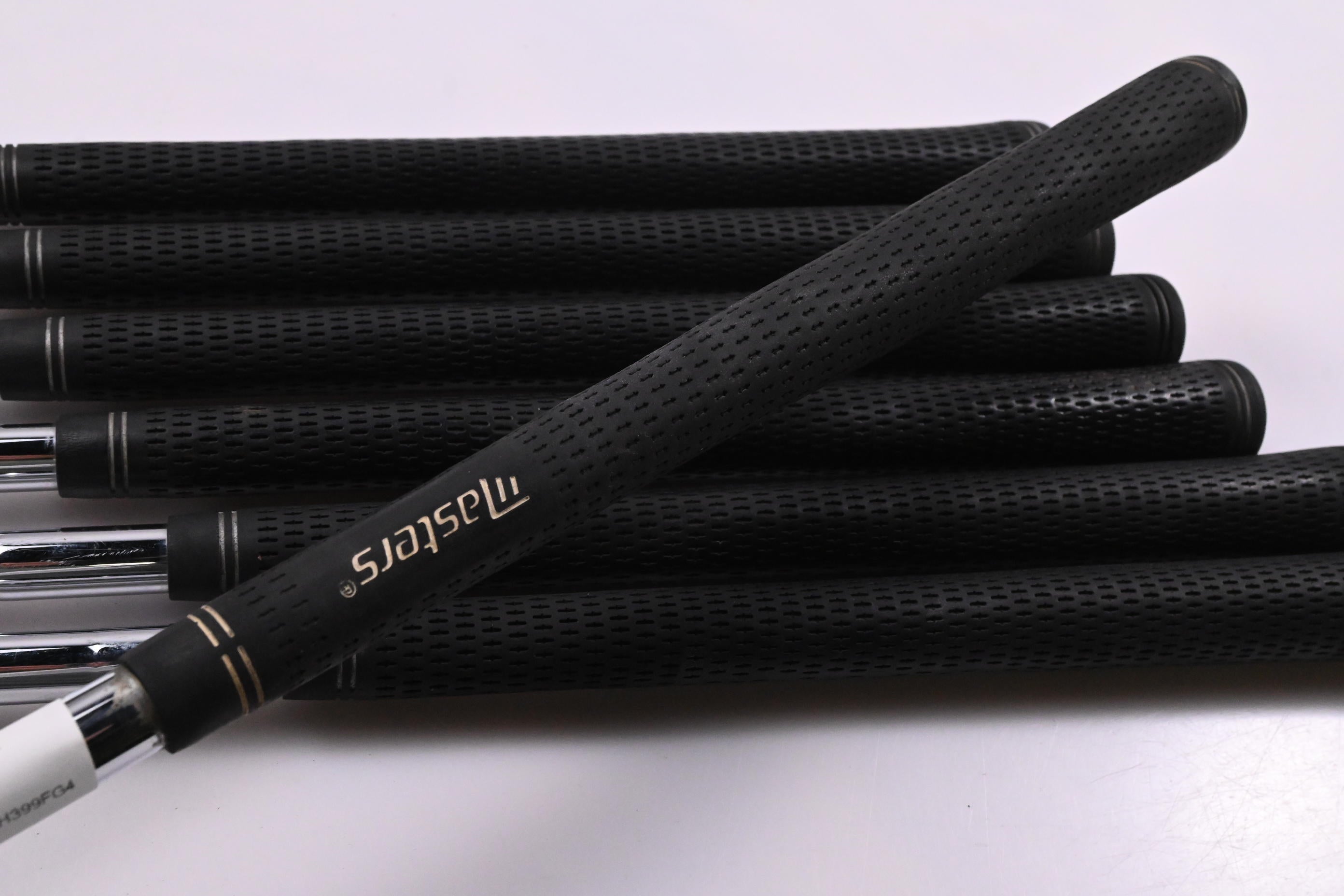 Mizuno MP-60 Irons / 4-PW / Regular Flex Dynamic Gold R300 Shafts