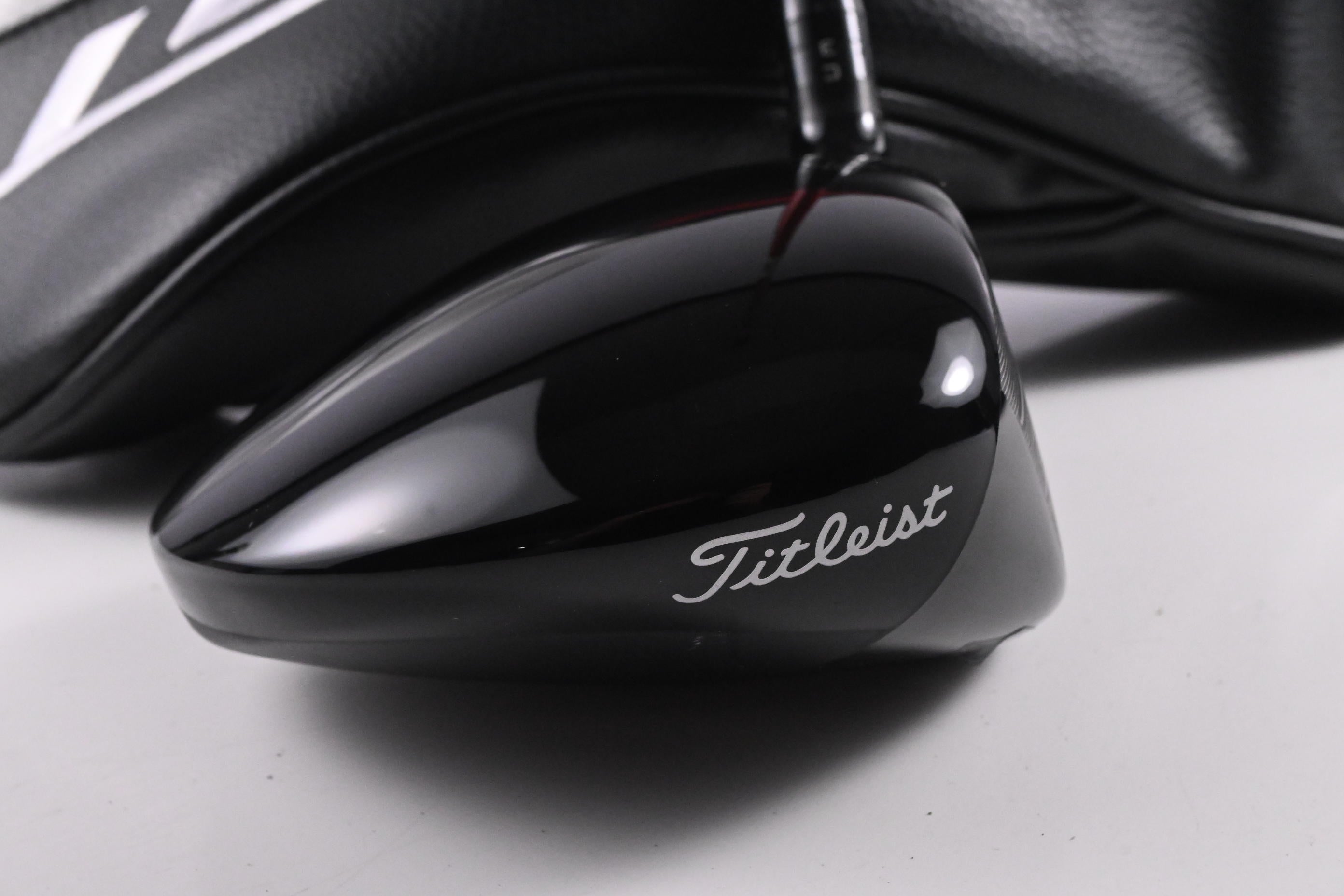 Titleist GT2 Driver / 9 Degree / Regular Flex Denali Red 50 Shaft