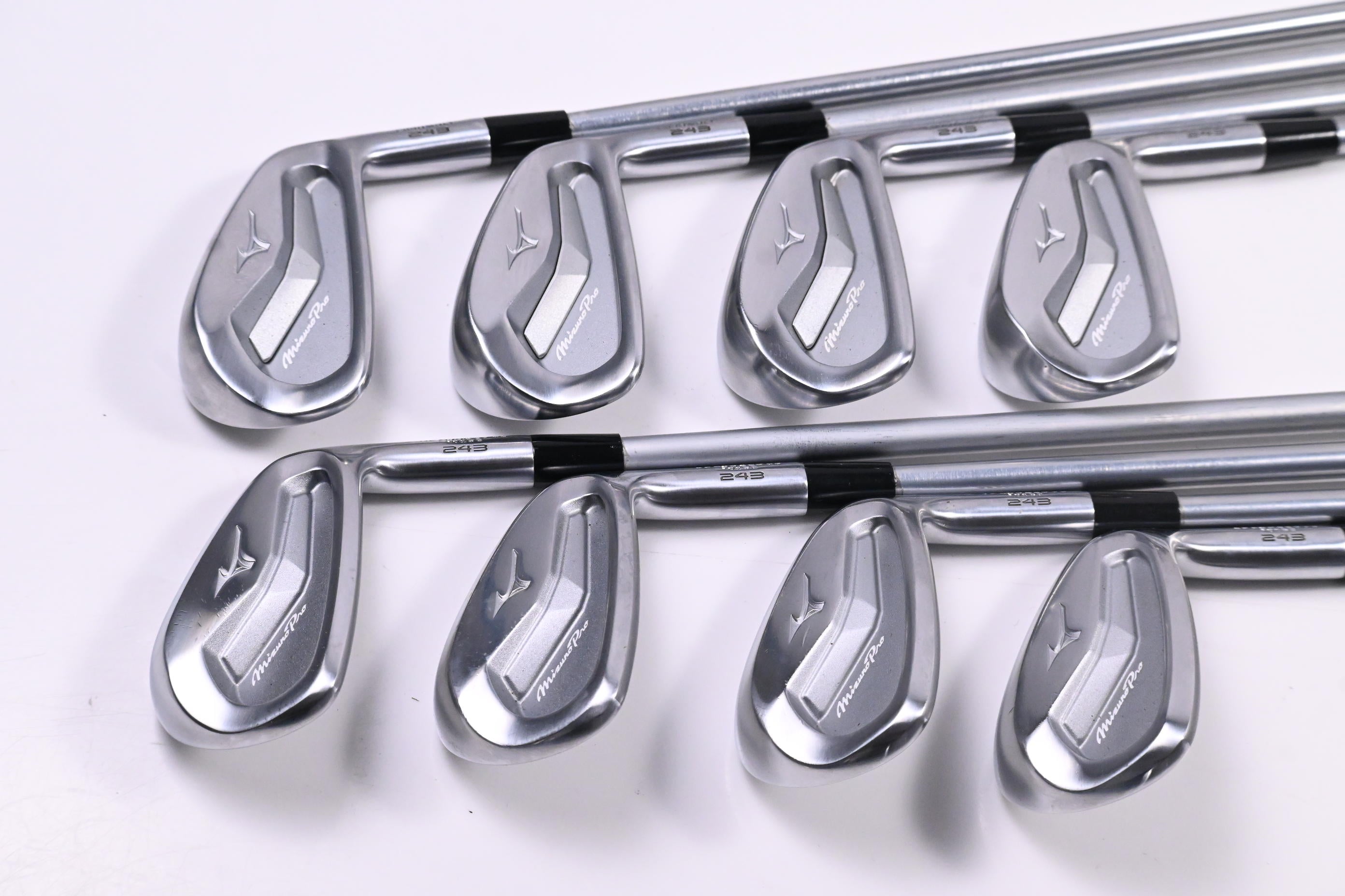 Mizuno Pro 243 Irons / 4-PW+GW / Stiff Flex Project X LS 110 Shafts