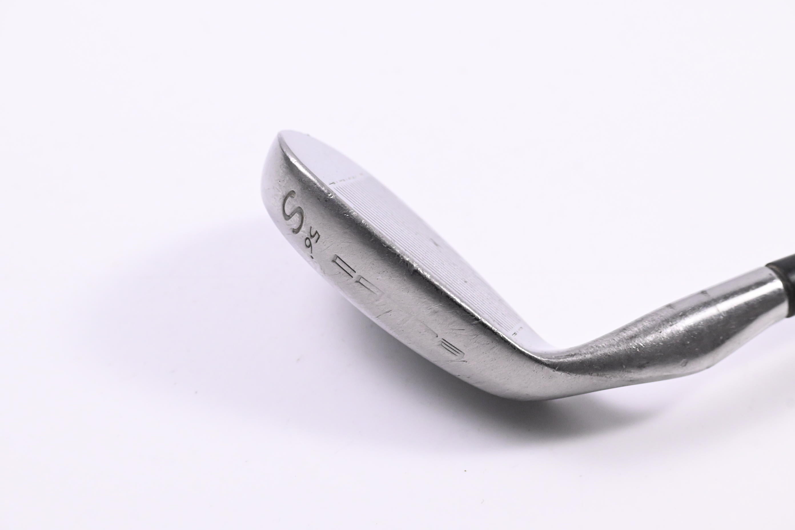 Cobra Gravity Back Sand Wedge / 56 Degree / Regular Flex Cobra Shaft