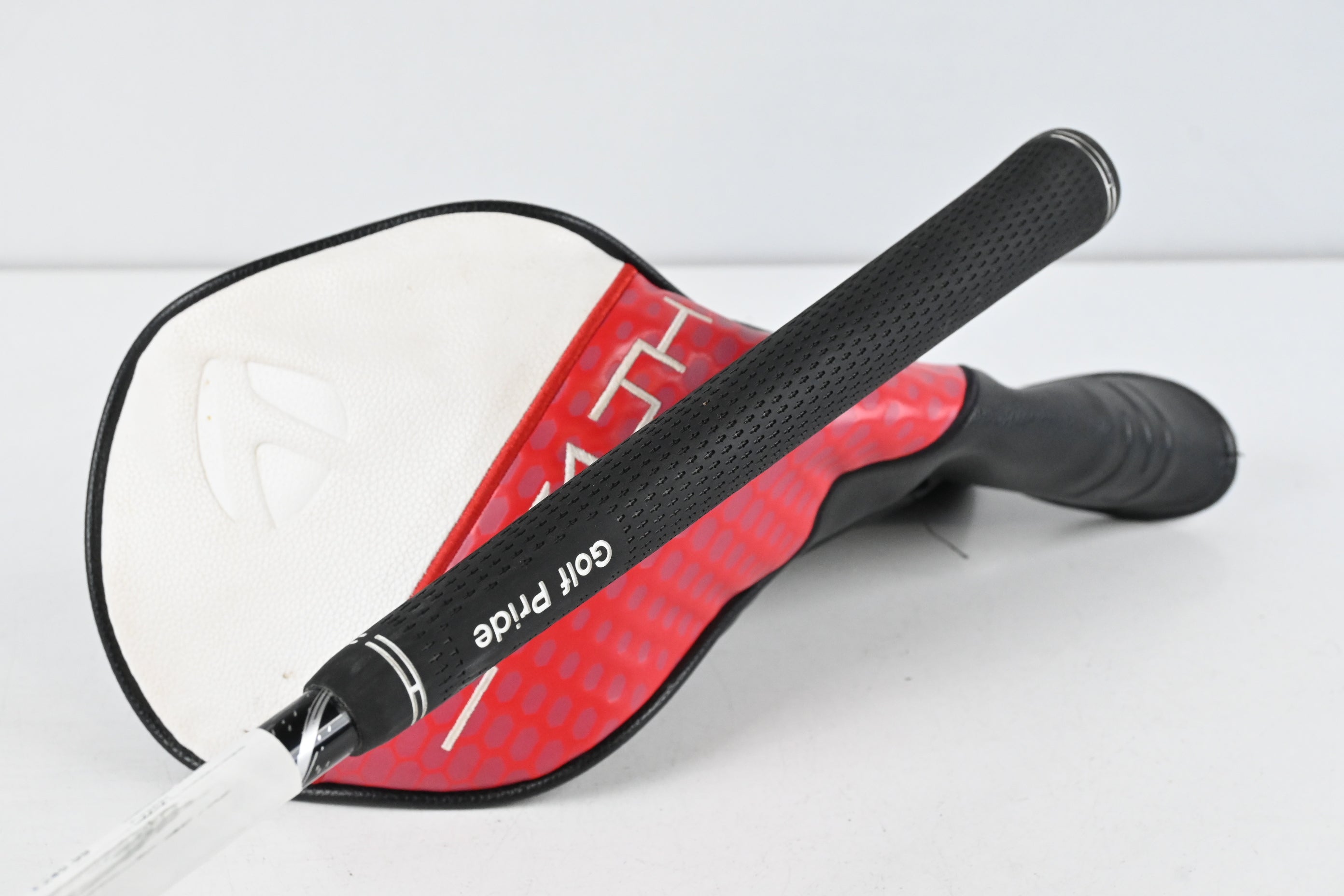 Taylormade Stealth 2 Driver / 9 Degree / Stiff Flex Kai'li White 60 Shaft