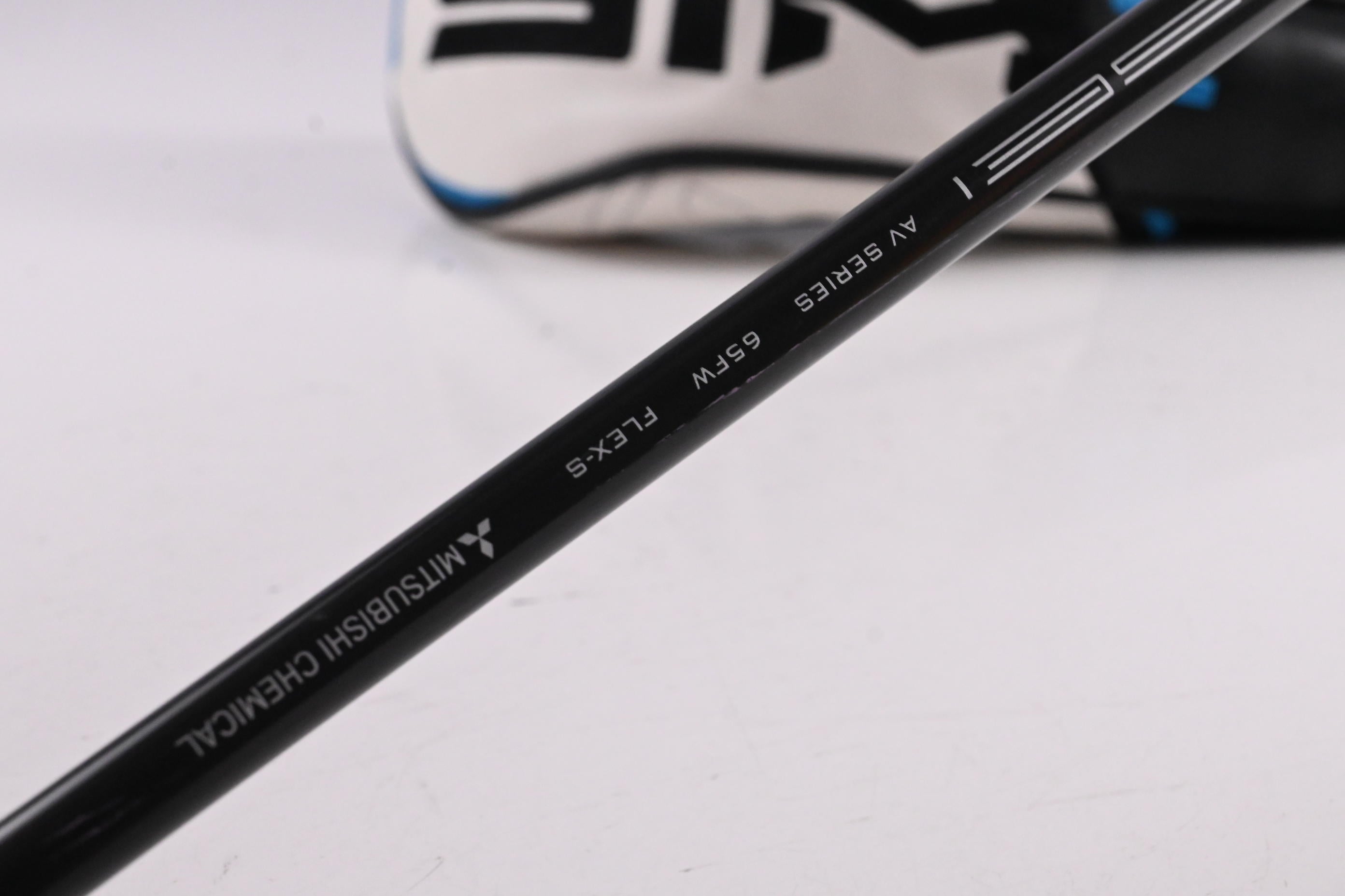 Taylormade SIM2 Ti #3 Wood / 15 Degree / Stiff Flex Tensei AV RAW Blue 65 Shaft