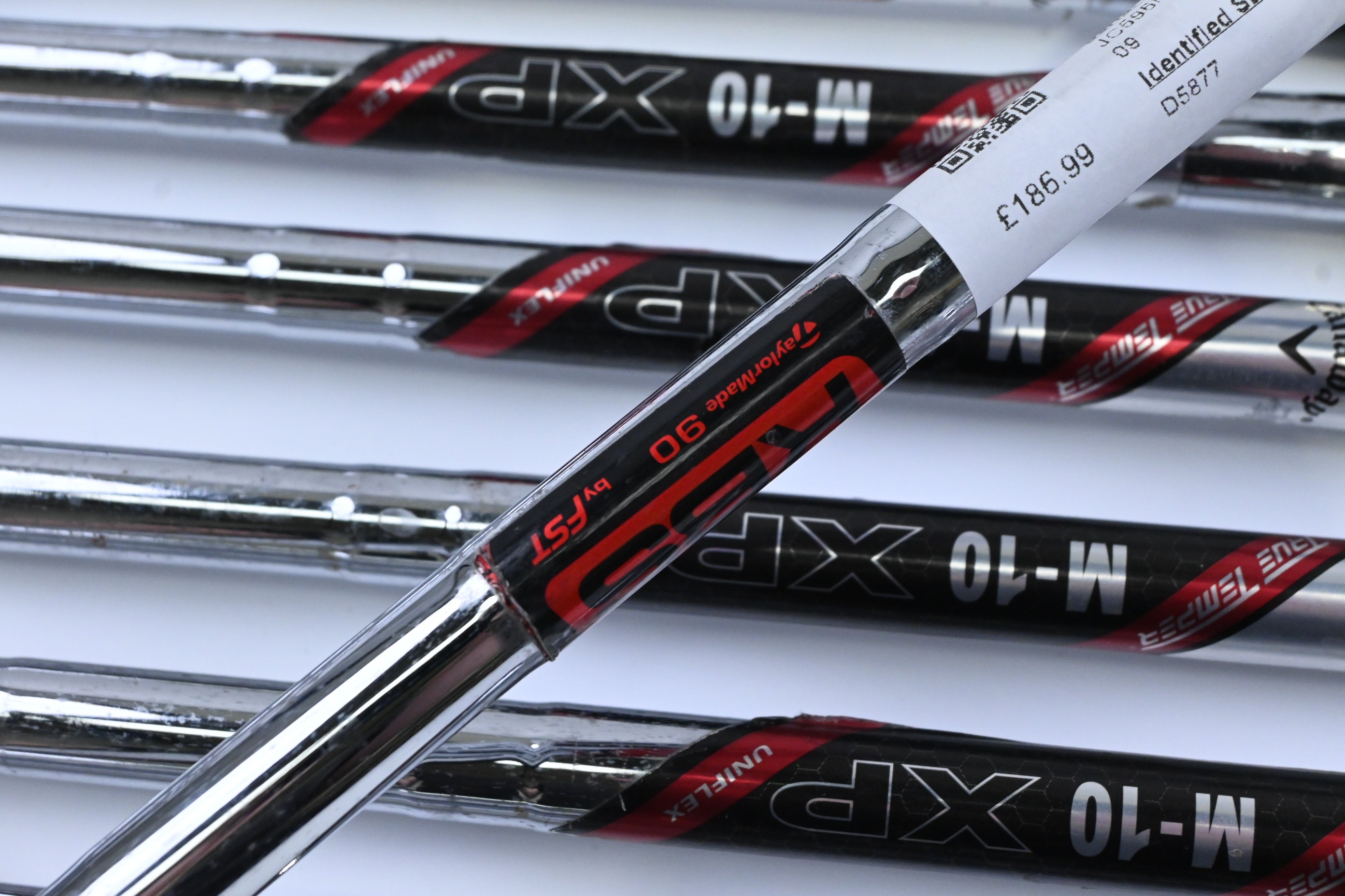 Callaway RAZR X HL Irons / 5-PW+SW / Uniflex M-10 XP Shafts