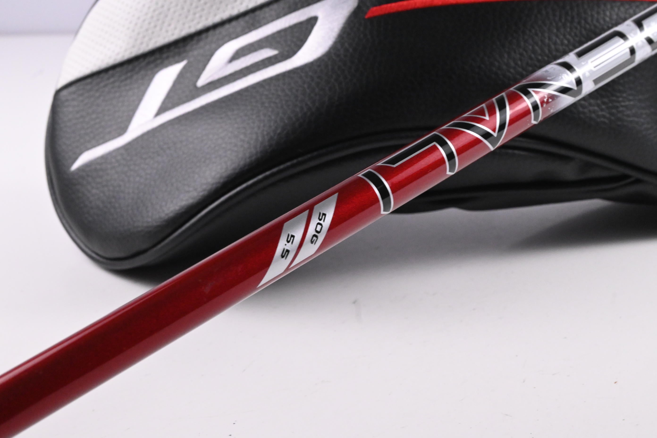 Titleist GT2 Driver / 9 Degree / Regular Flex Denali Red 50 Shaft