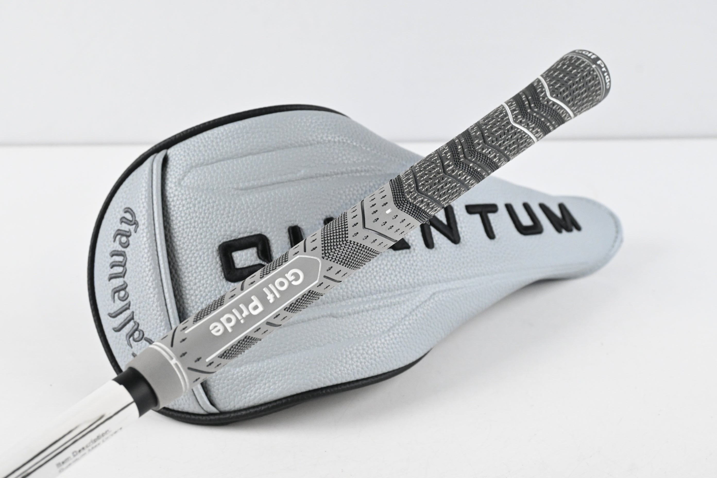 Callaway Quantum Max Driver / 10.5 Degree / Regular Flex Vanquish 5 Shaft