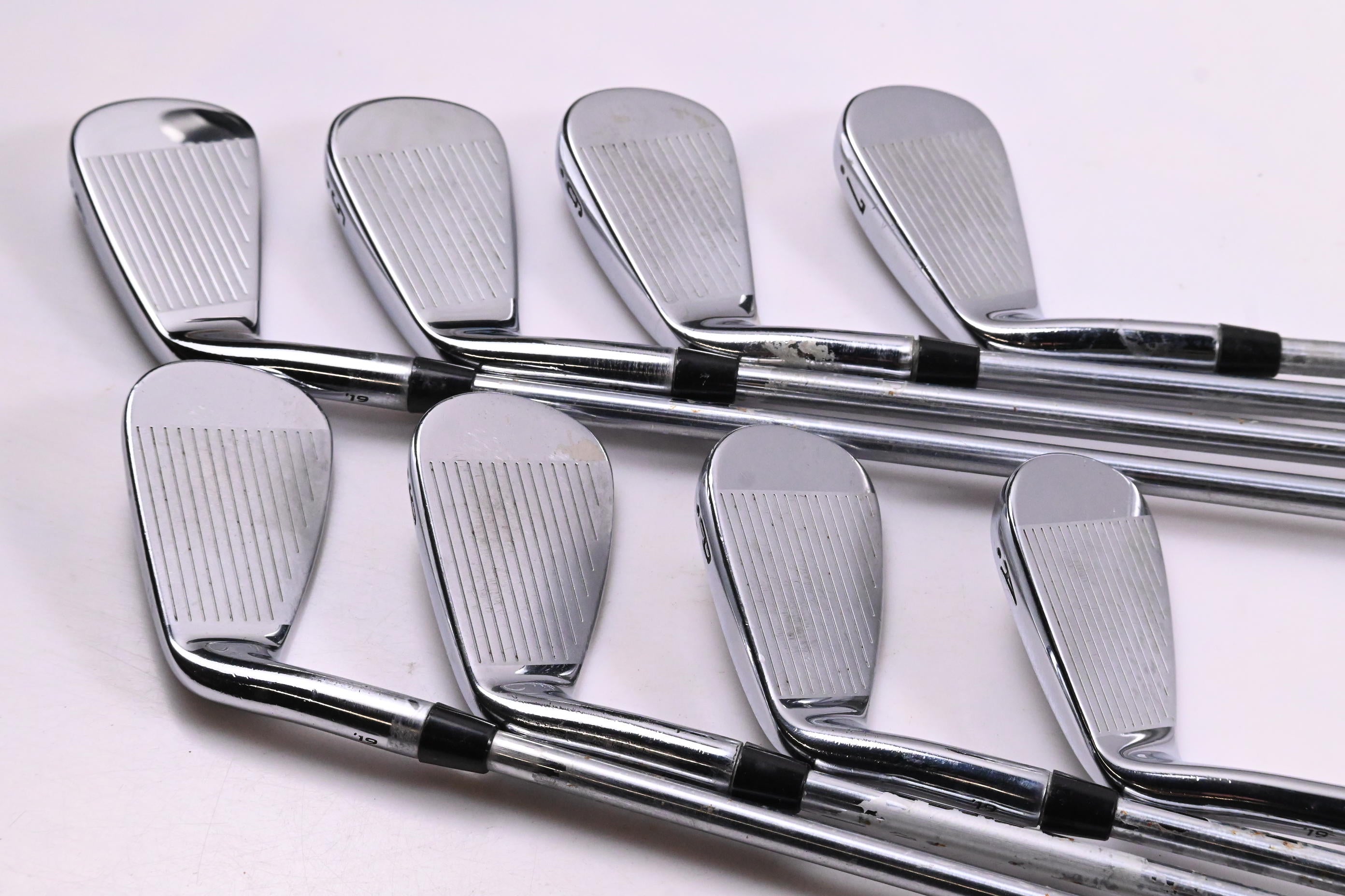 Callaway Apex Pro 19 Irons / 4-PW+AW / Regular Plus Flex Project X PXi Shafts