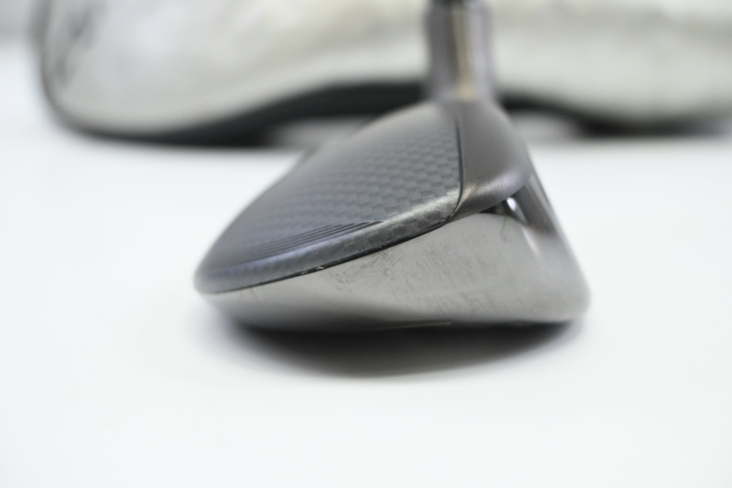 Taylormade Qi35 #4 Hybrid / 22 Degree / Regular Flex Fujikura Ventus Blue 6