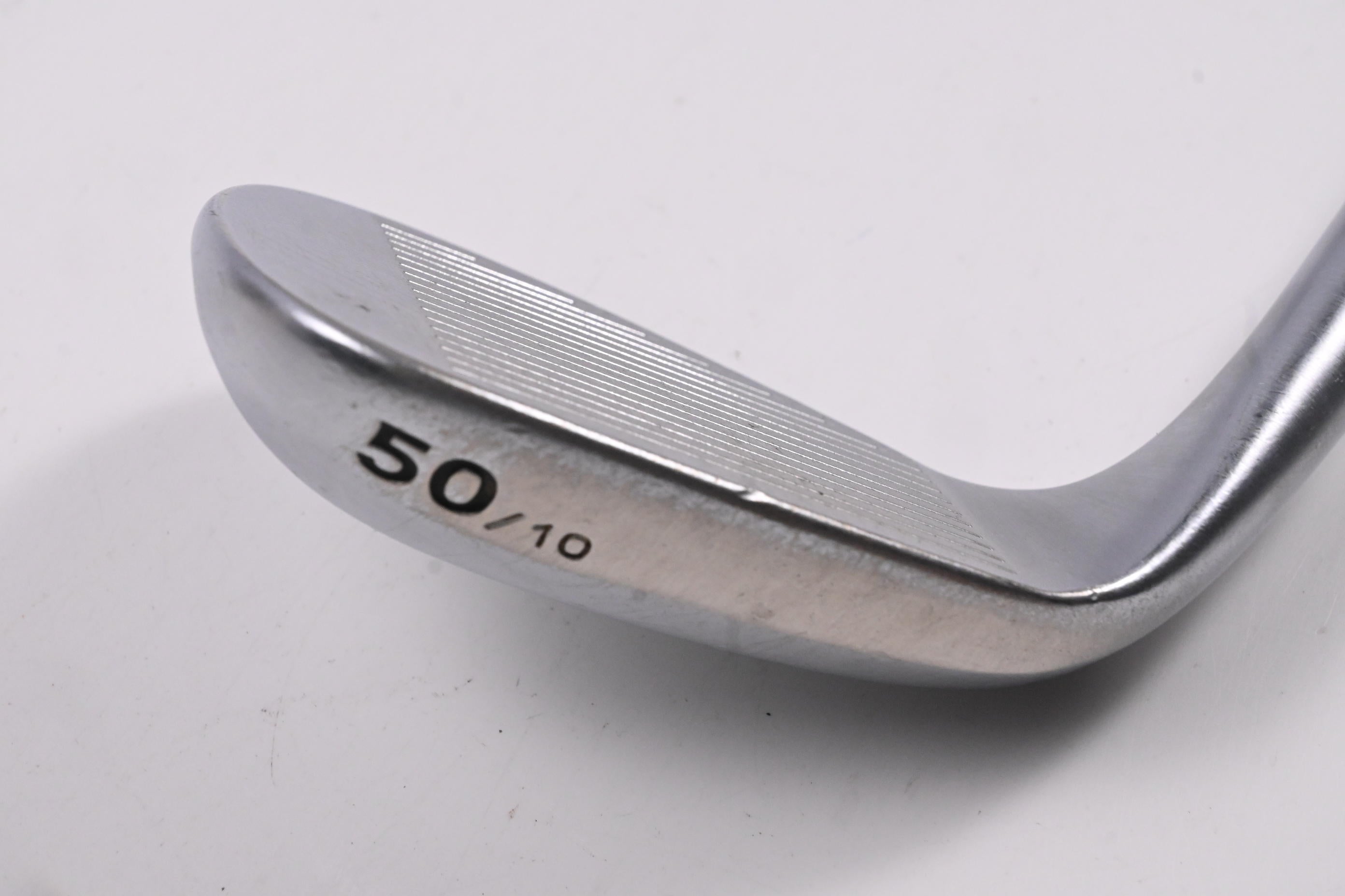 Cleveland RTX-3 Gap Wedge / 50 Degree / Wedge Flex Dynamic Gold Shaft