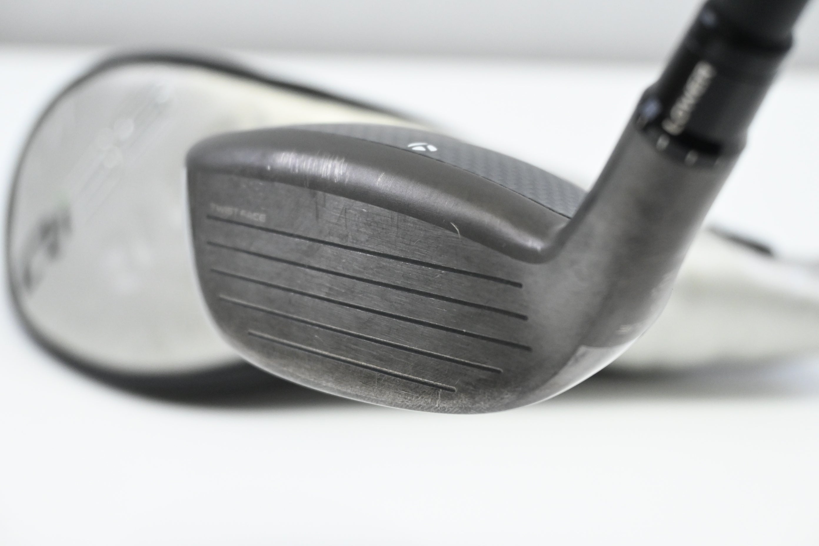 Taylormade Qi35 #4 Hybrid / 22 Degree / Regular Flex Fujikura Ventus Blue 6
