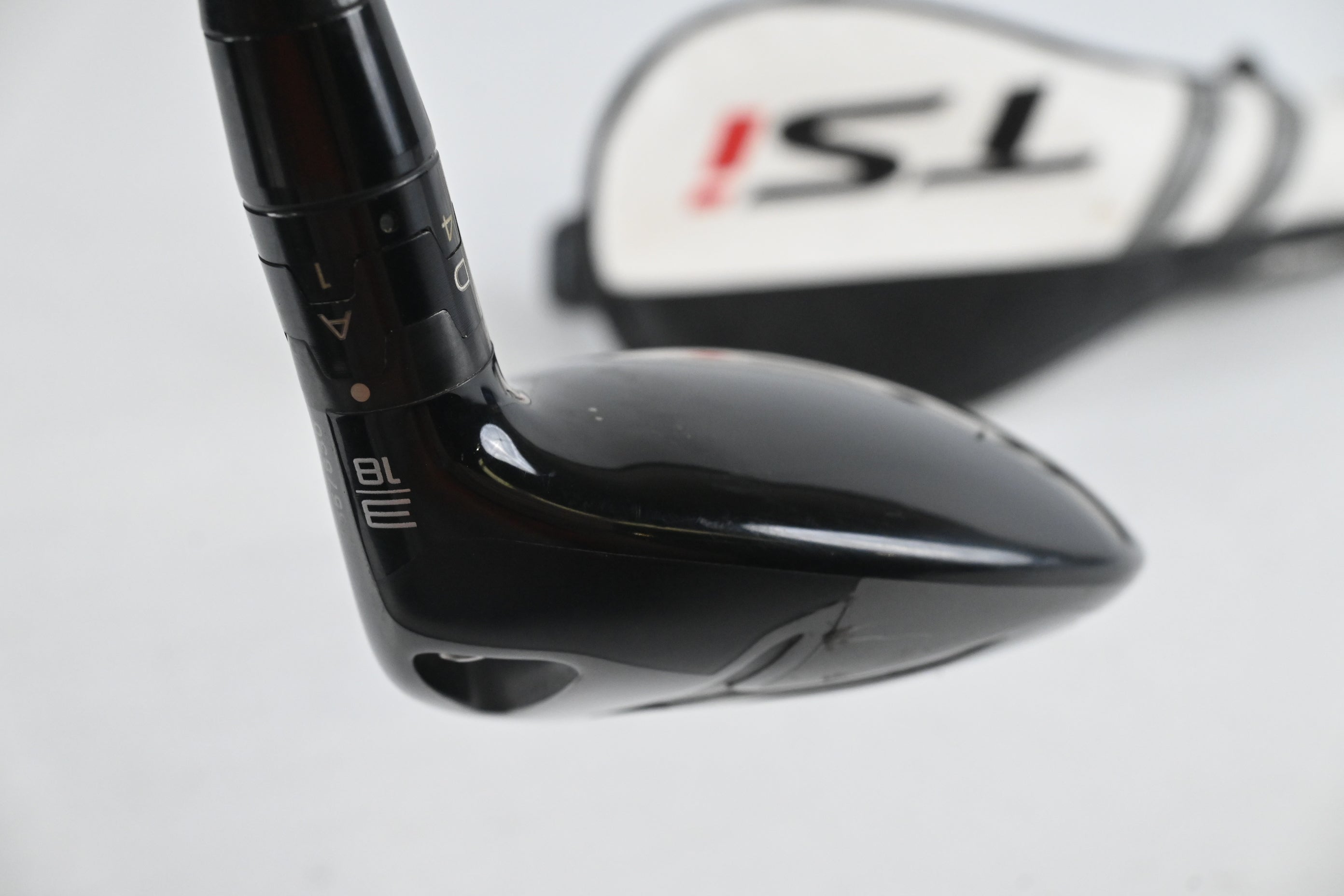 Titleist TSi2 #3 Hybrid / 19 Degree / X-Flex Tensei AV Blue 80 Shaft