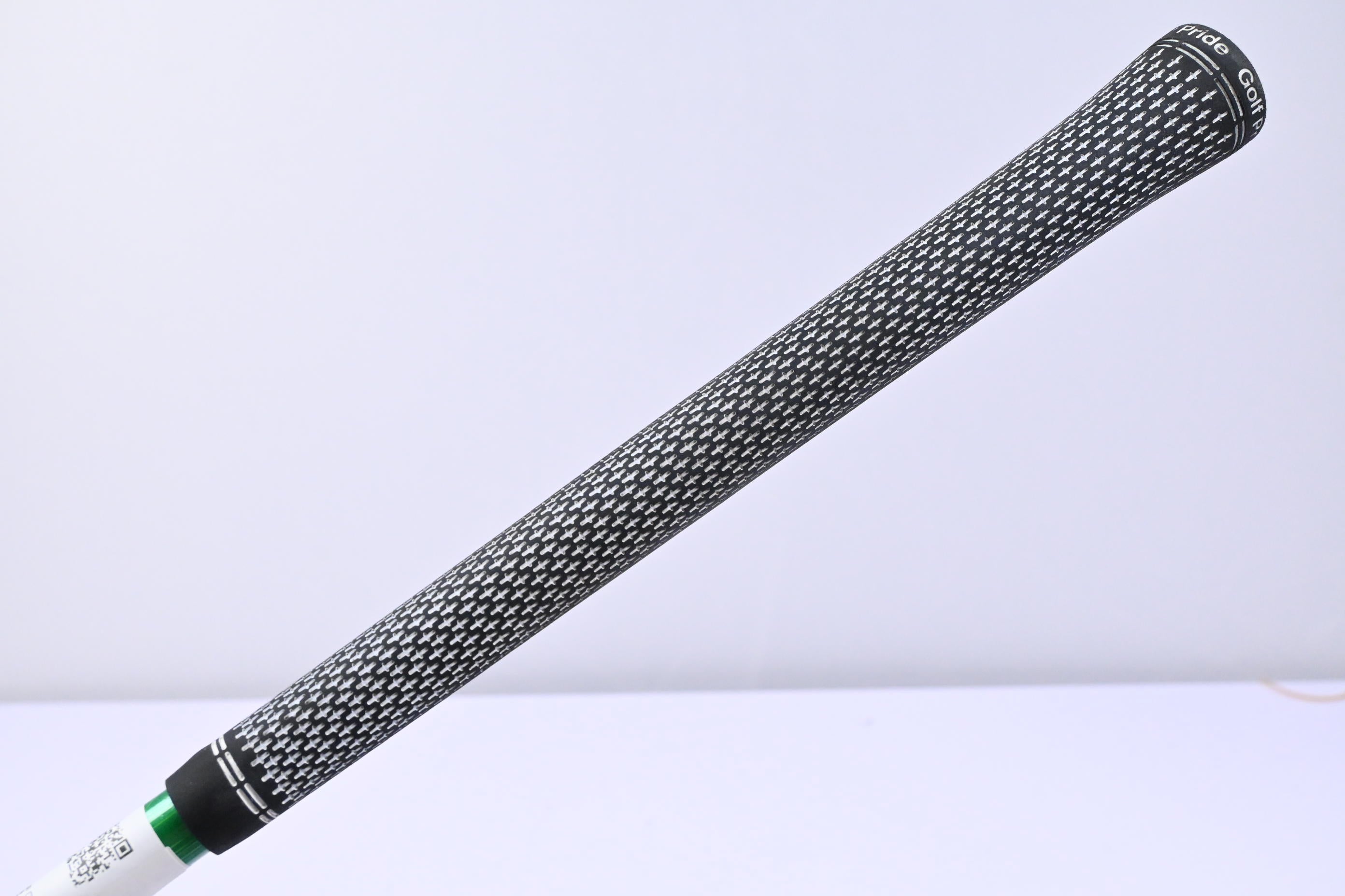 Accra GX Green 200 Series 260 Driver Shaft / Stiff Flex / Titleist Adapter