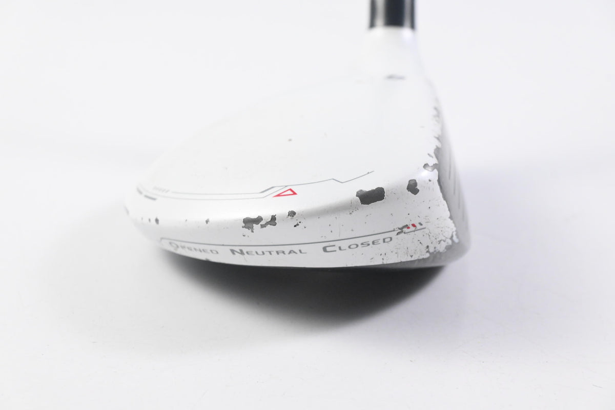 Taylormade R11 #3 Wood / 15.5 Degree / Regular Flex Fujikura Blur 70 Shaft